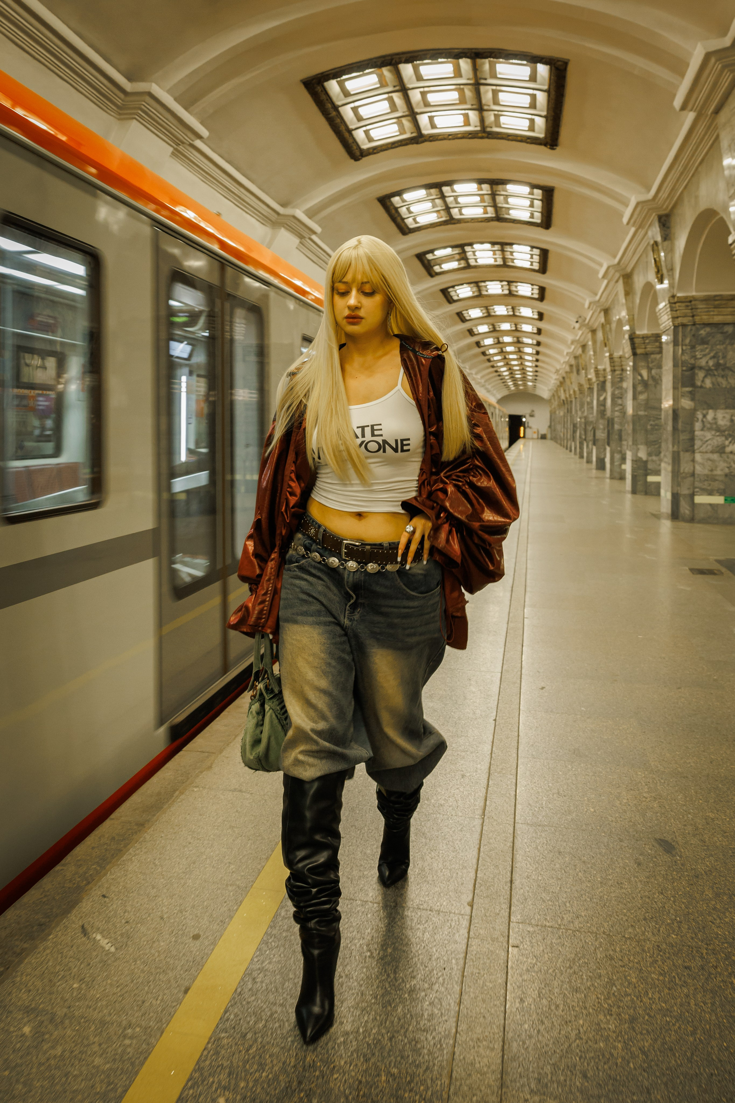 Вечернее METRO. Портретный фотограф Панферова Регина г. Санкт-Петербург, г. Казань