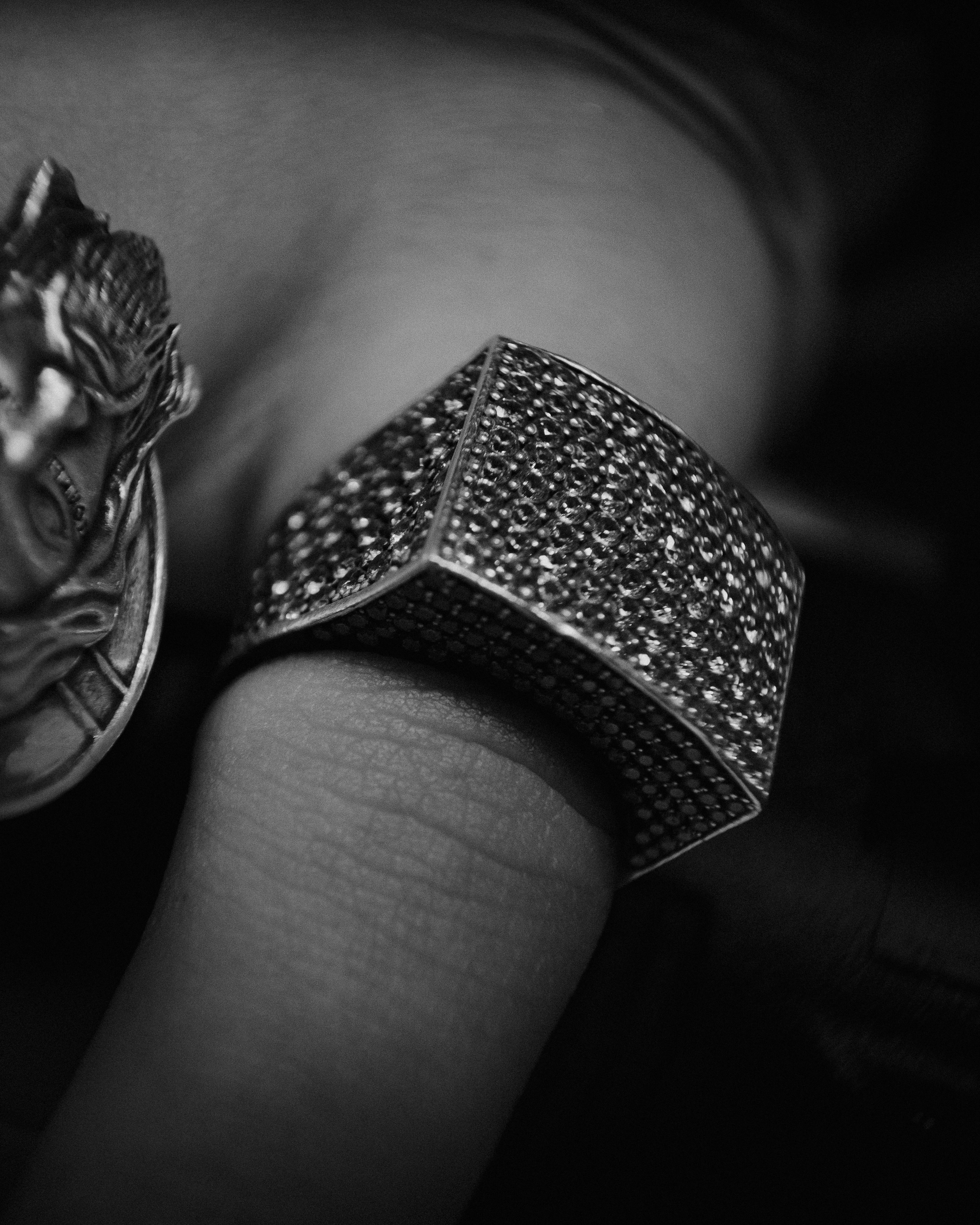 Портфолио. NOIZOMAX Художественный фотограф в Дубай