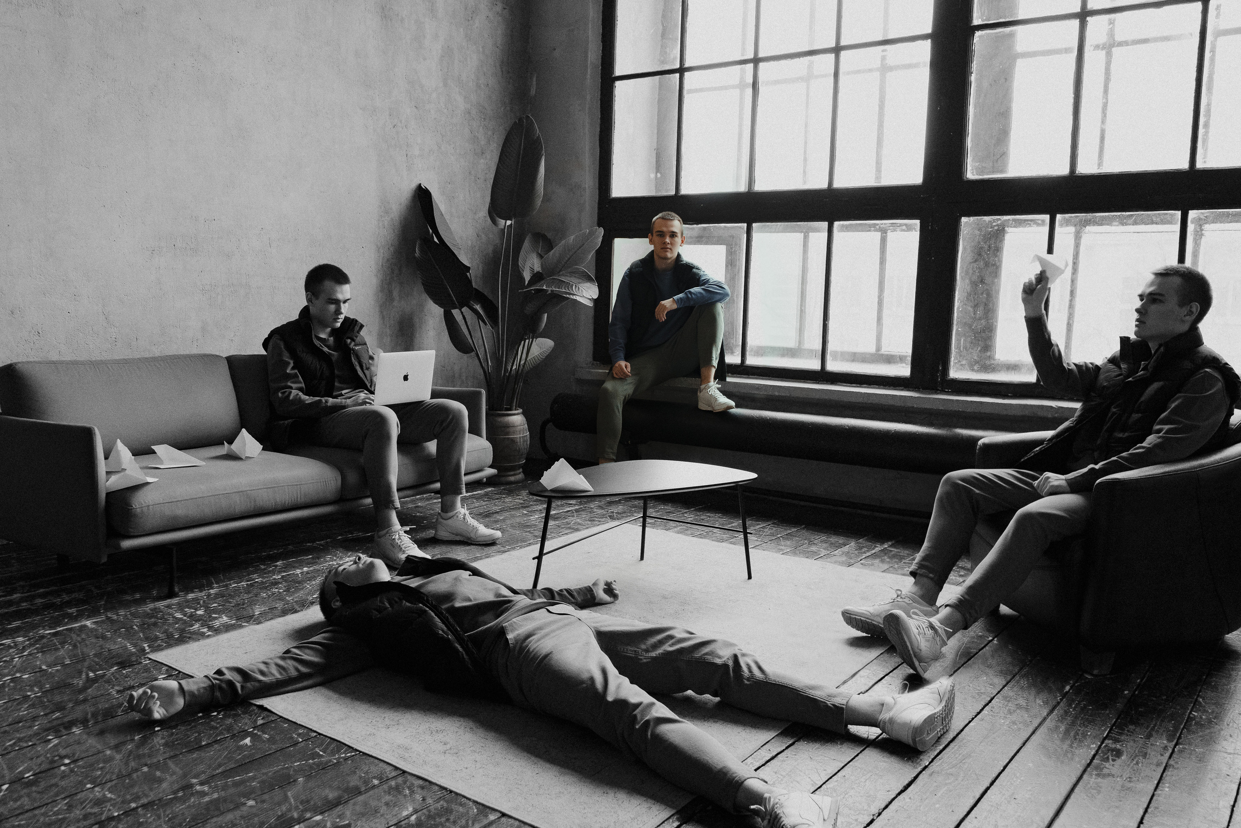 Портфолио. NOIZOMAX Художественный фотограф в Дубай