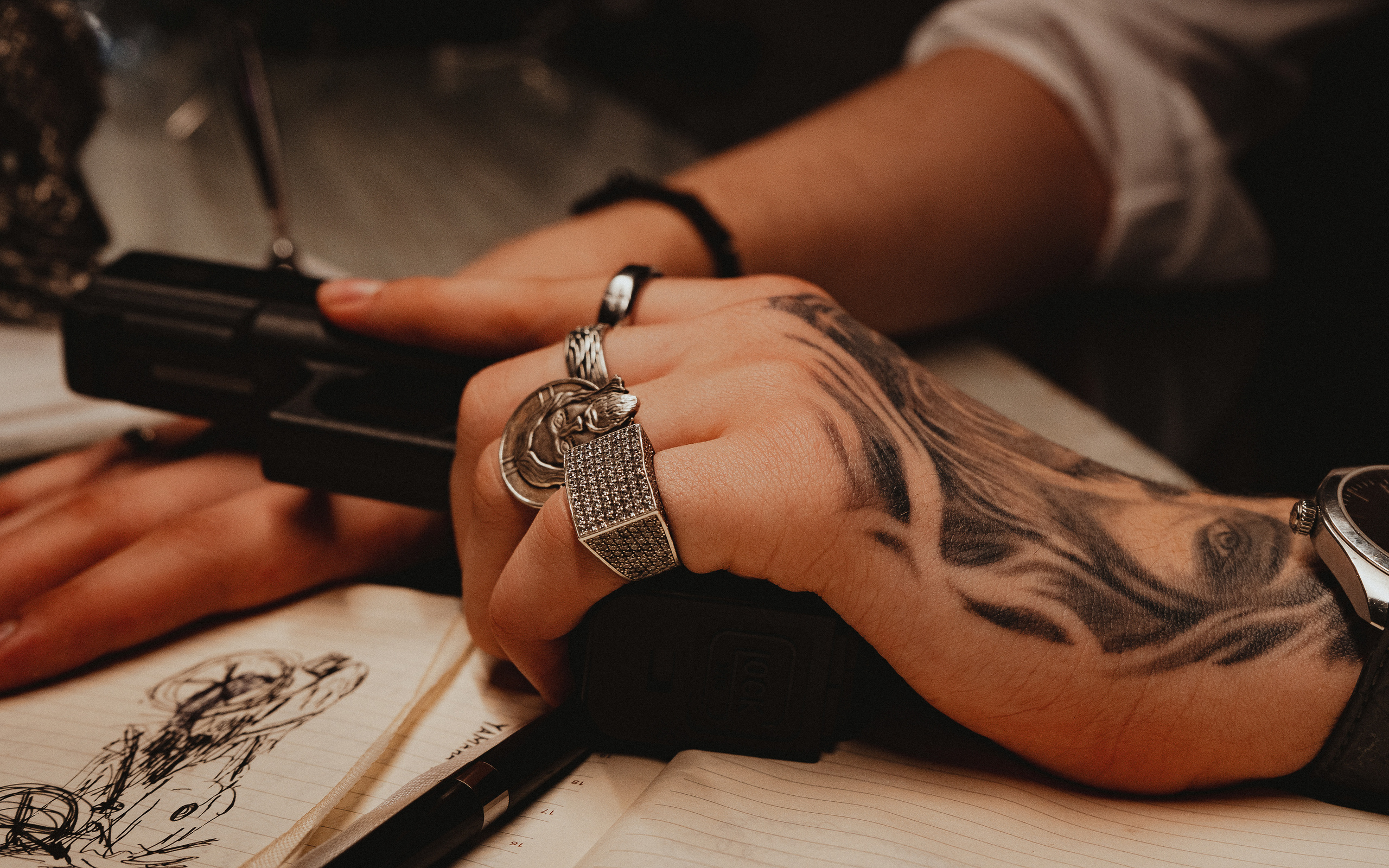 Портфолио. NOIZOMAX Художественный фотограф в Дубай