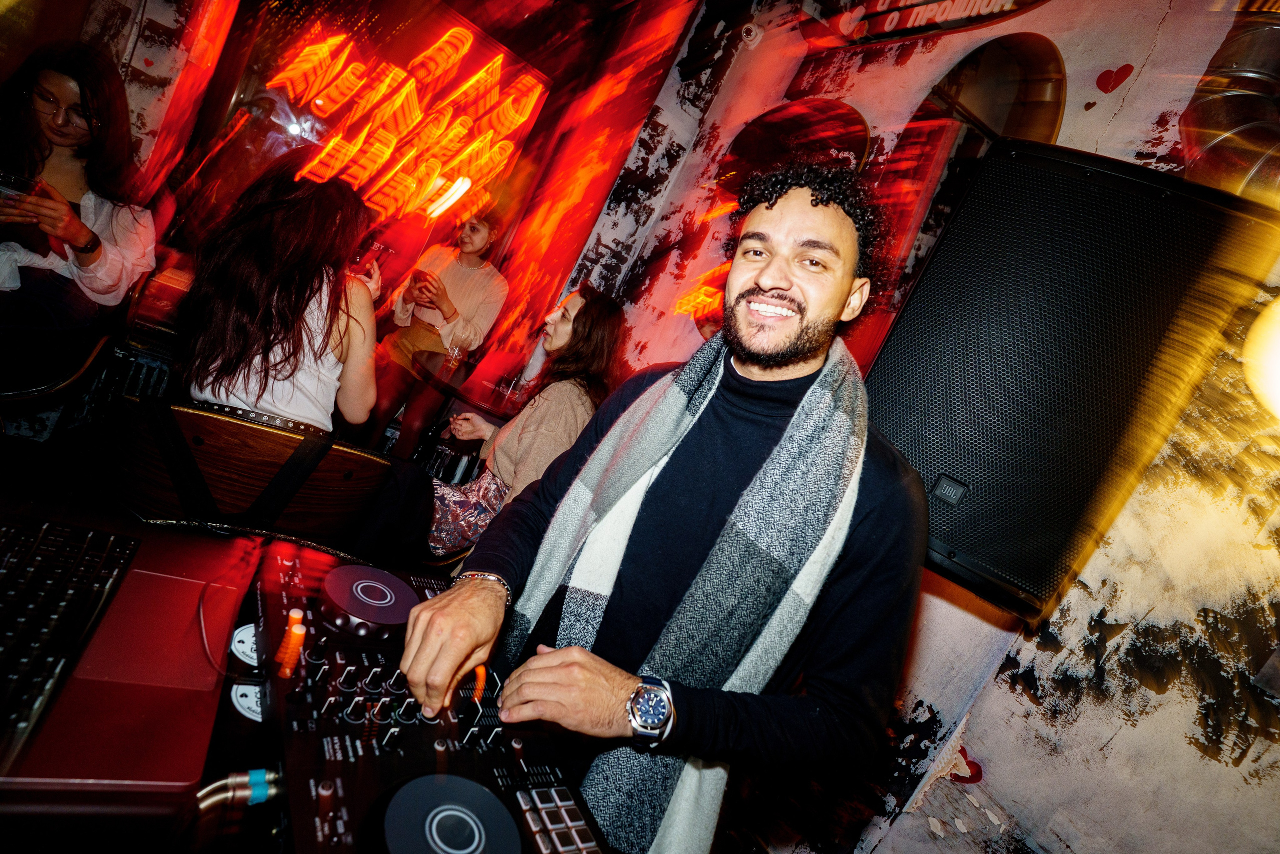 DJ Lael B. Бар разбитых сердец. Концертный и репортажный фотограф в Санкт-Петербурге Слава Пахомов