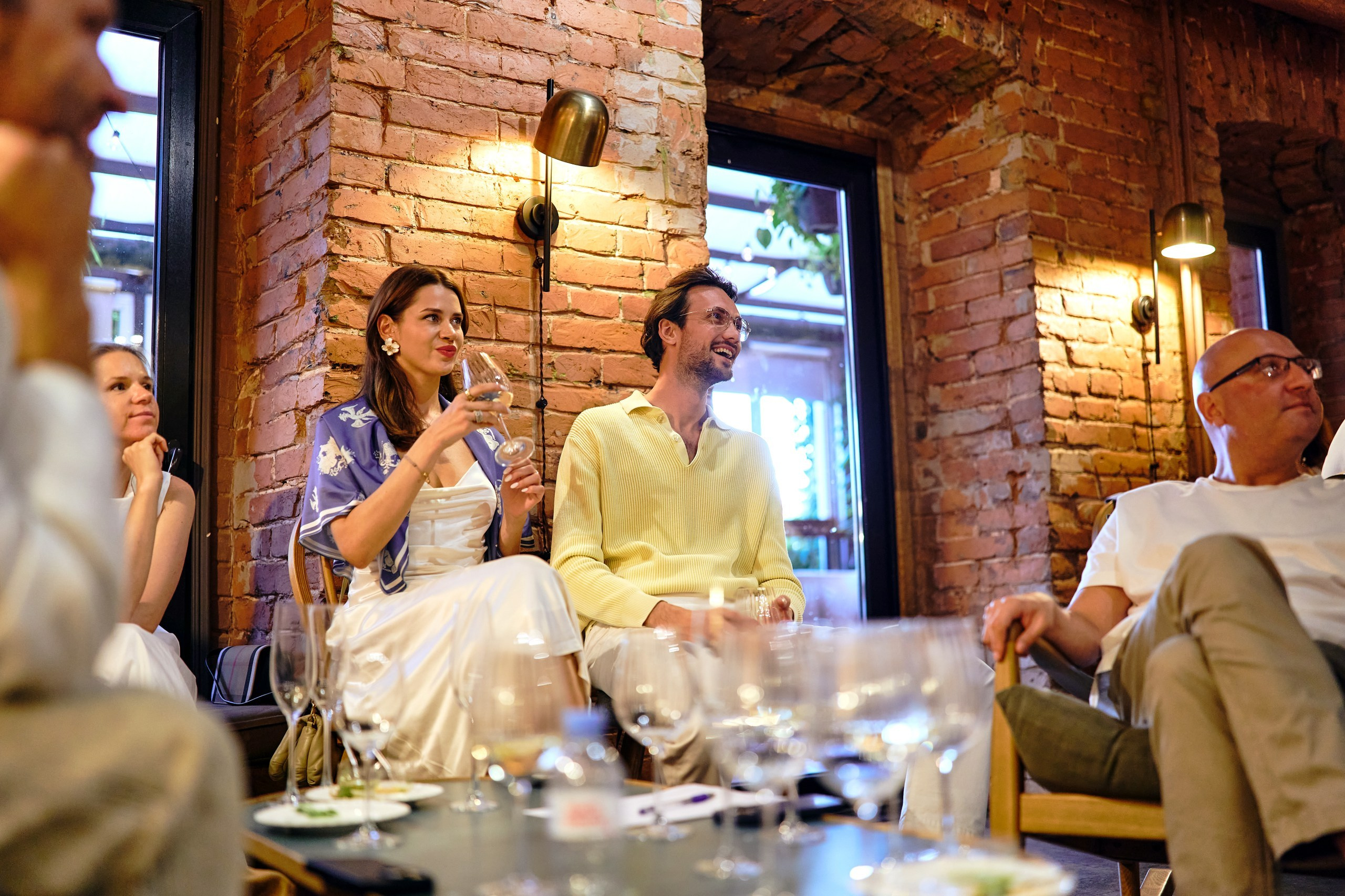 Квартирник миллиардов. Фотограф Ольвия Капранова в Москве и московской области