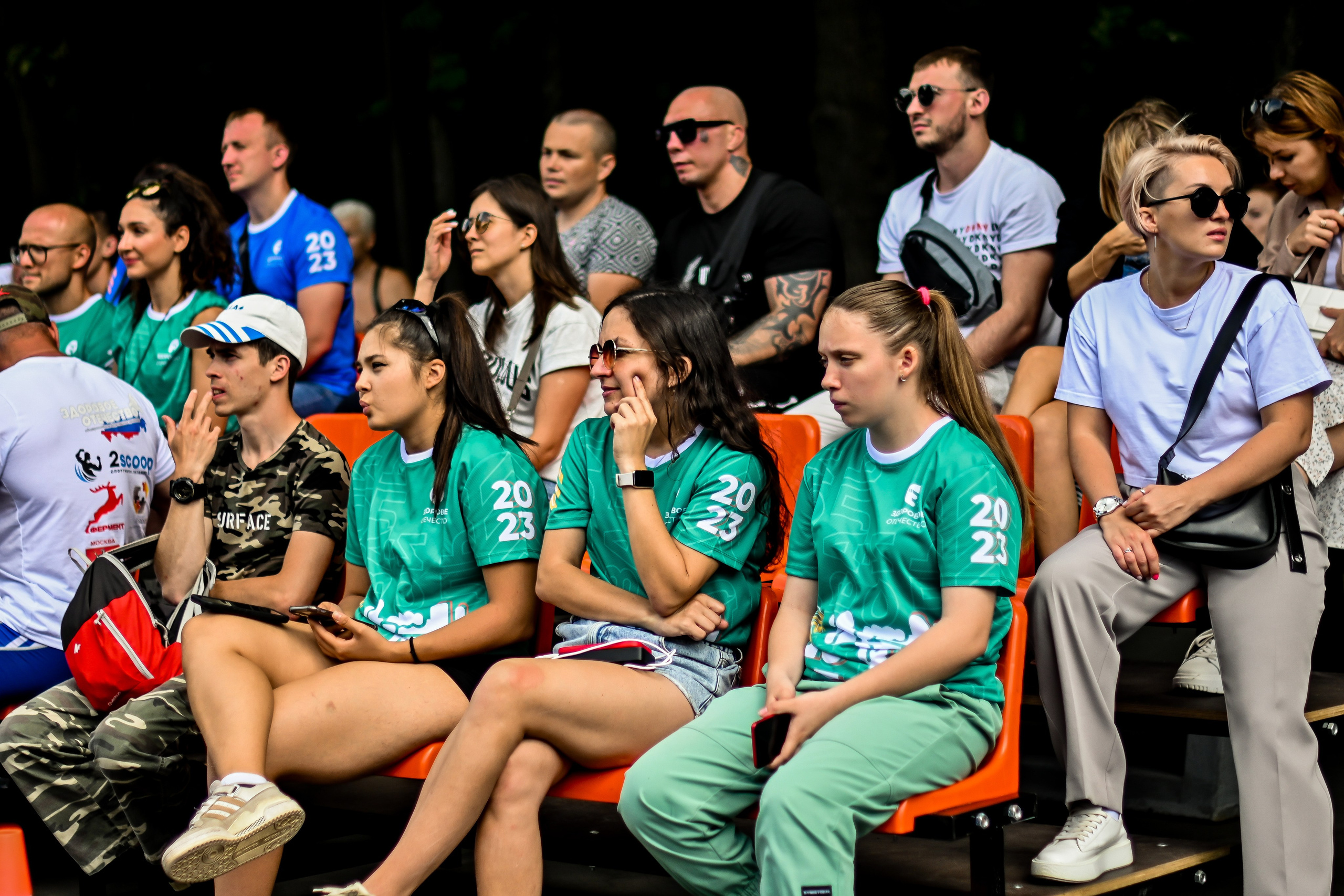 СТРОНГ. Фотограф для бизнесконтента, репортажей и семейного альбома в Москве