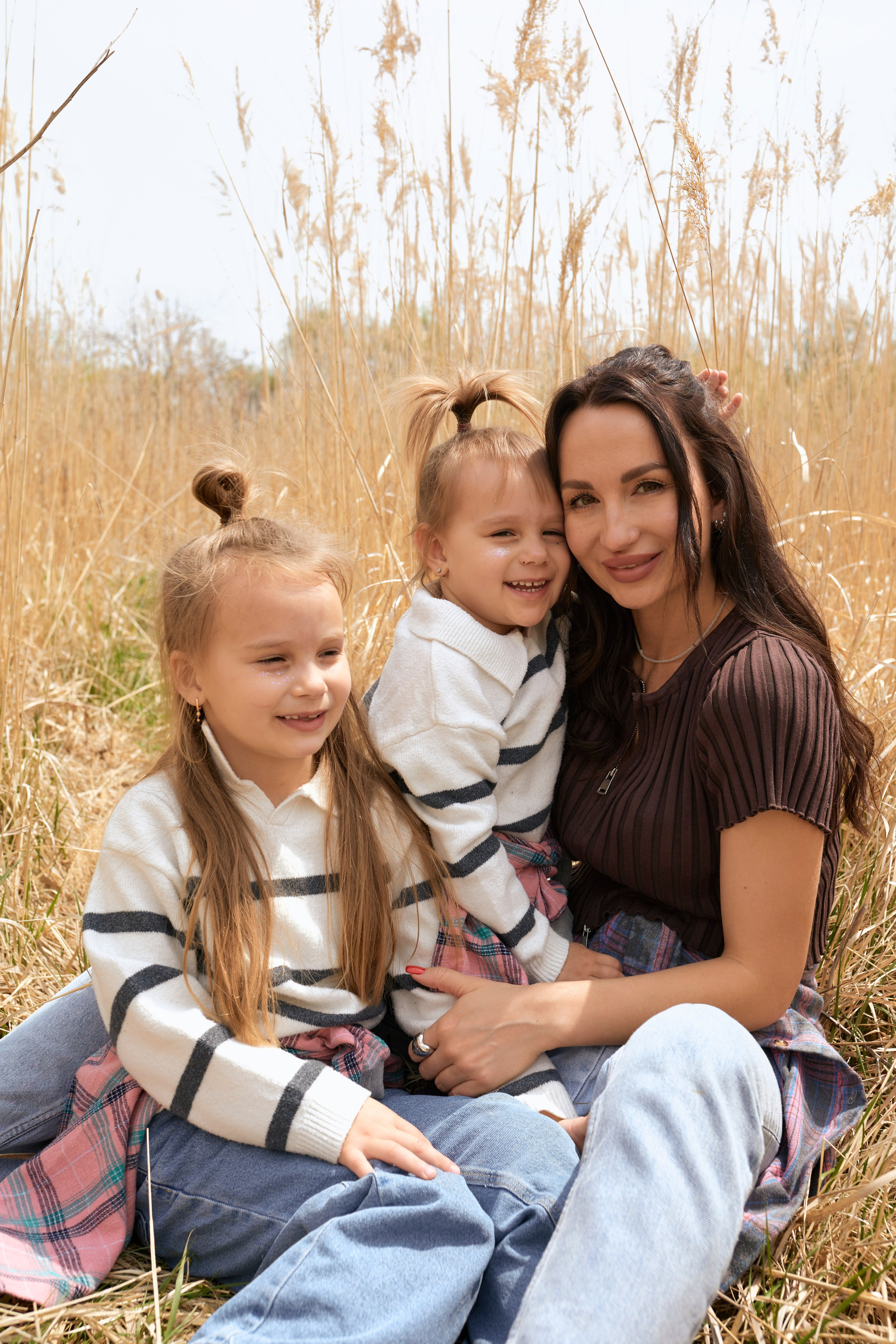 Алена и дочки. Фотограф Владивосток, семейные и индивидуальные съемки