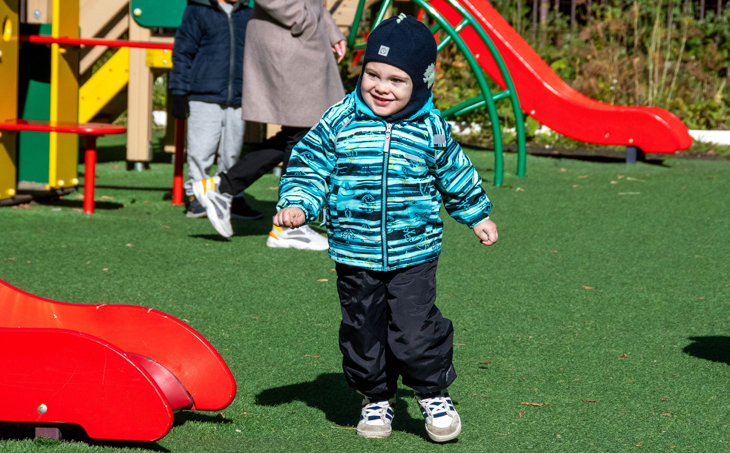 2023 г. День дошкольного работника и прогулка. Репортажный и детский фотограф в Новосибирске
