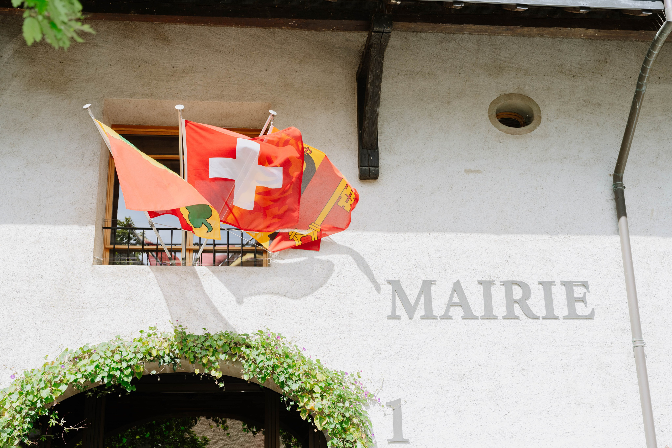 Wedding Photographer Switzerland Geneva Europe. Professional Wedding Photographer Geneva & Romande Switzerland | Tanya Creator