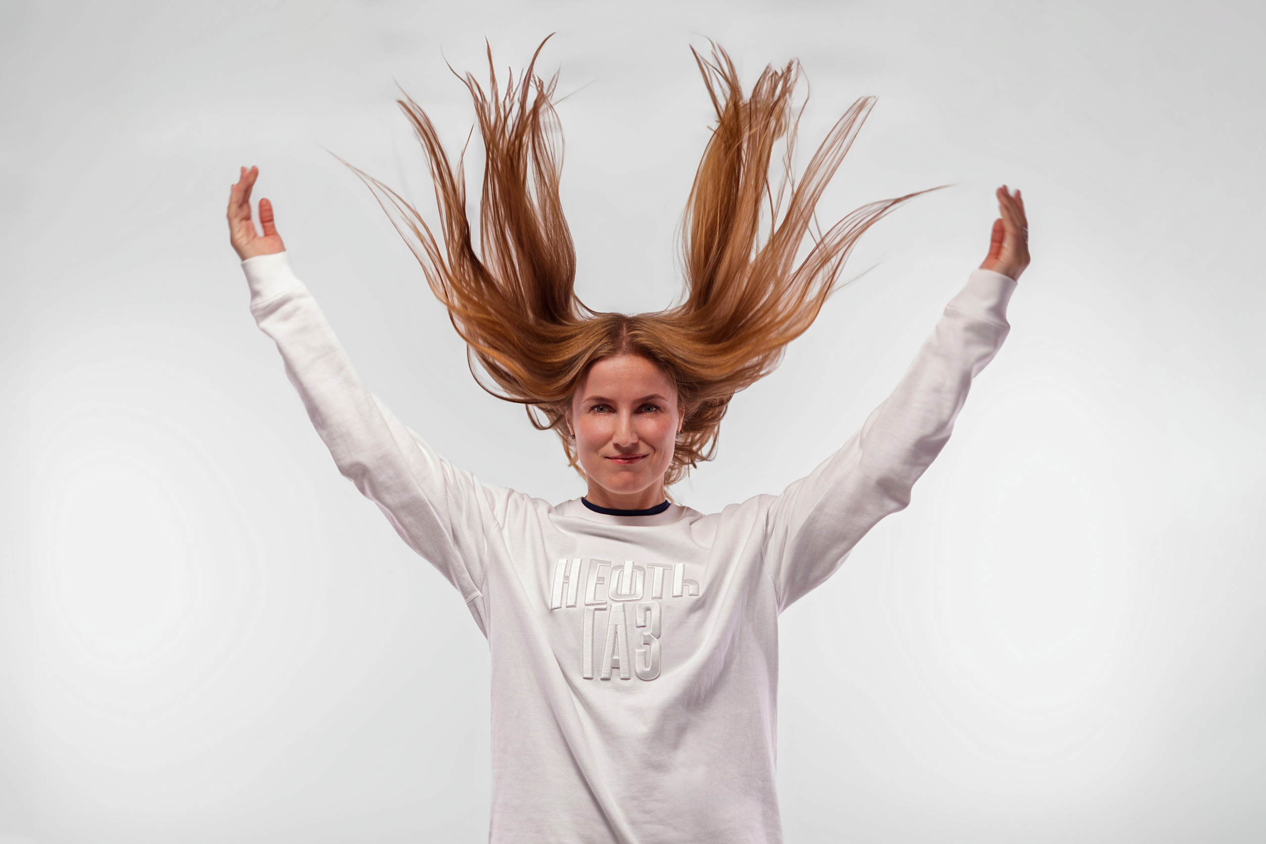 Фотосъемка одежды для маркетплейсов в СПб | Качественные кадры для каталогов