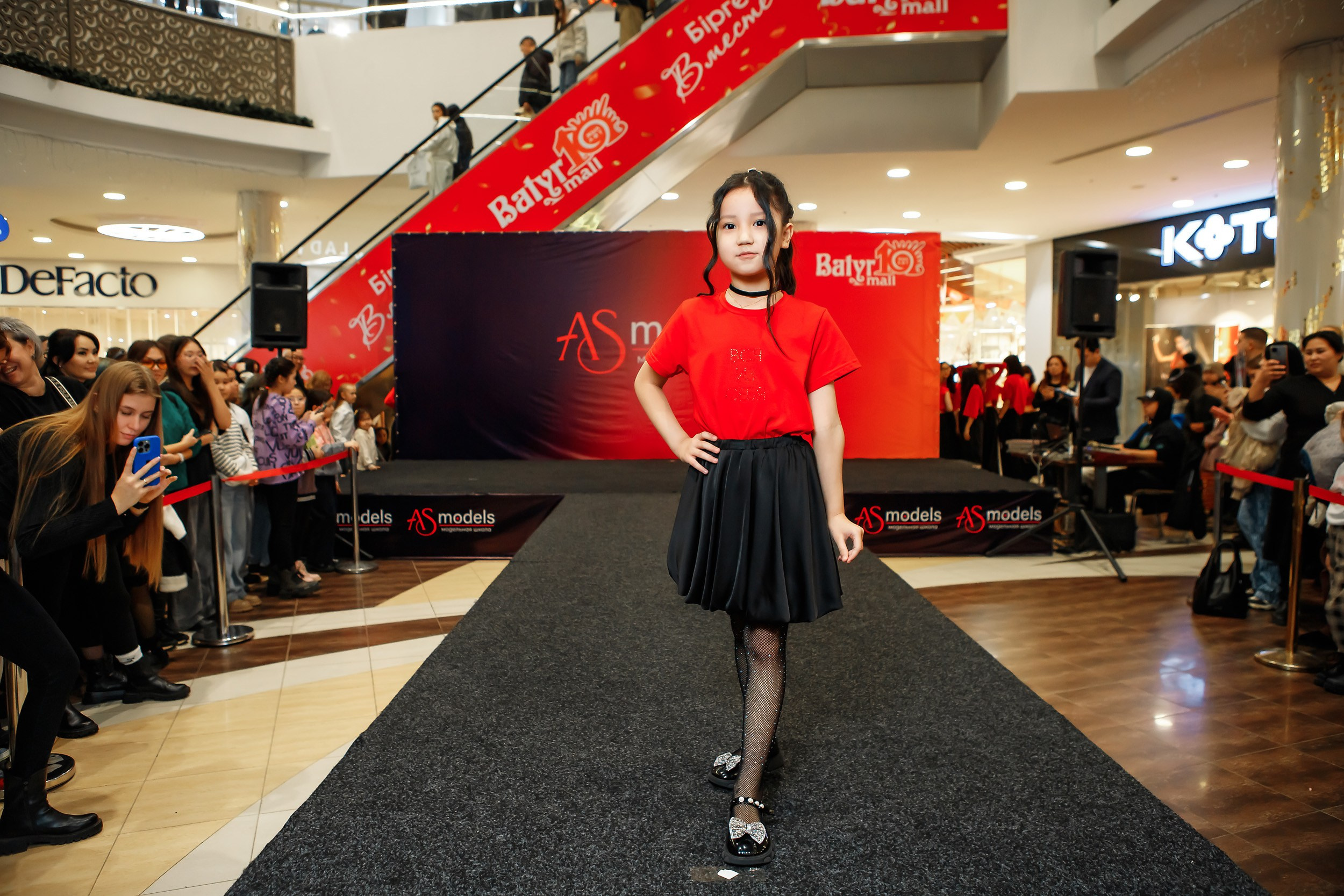 Fashion Show модельной школы AS Models. Кипятком Павлодар