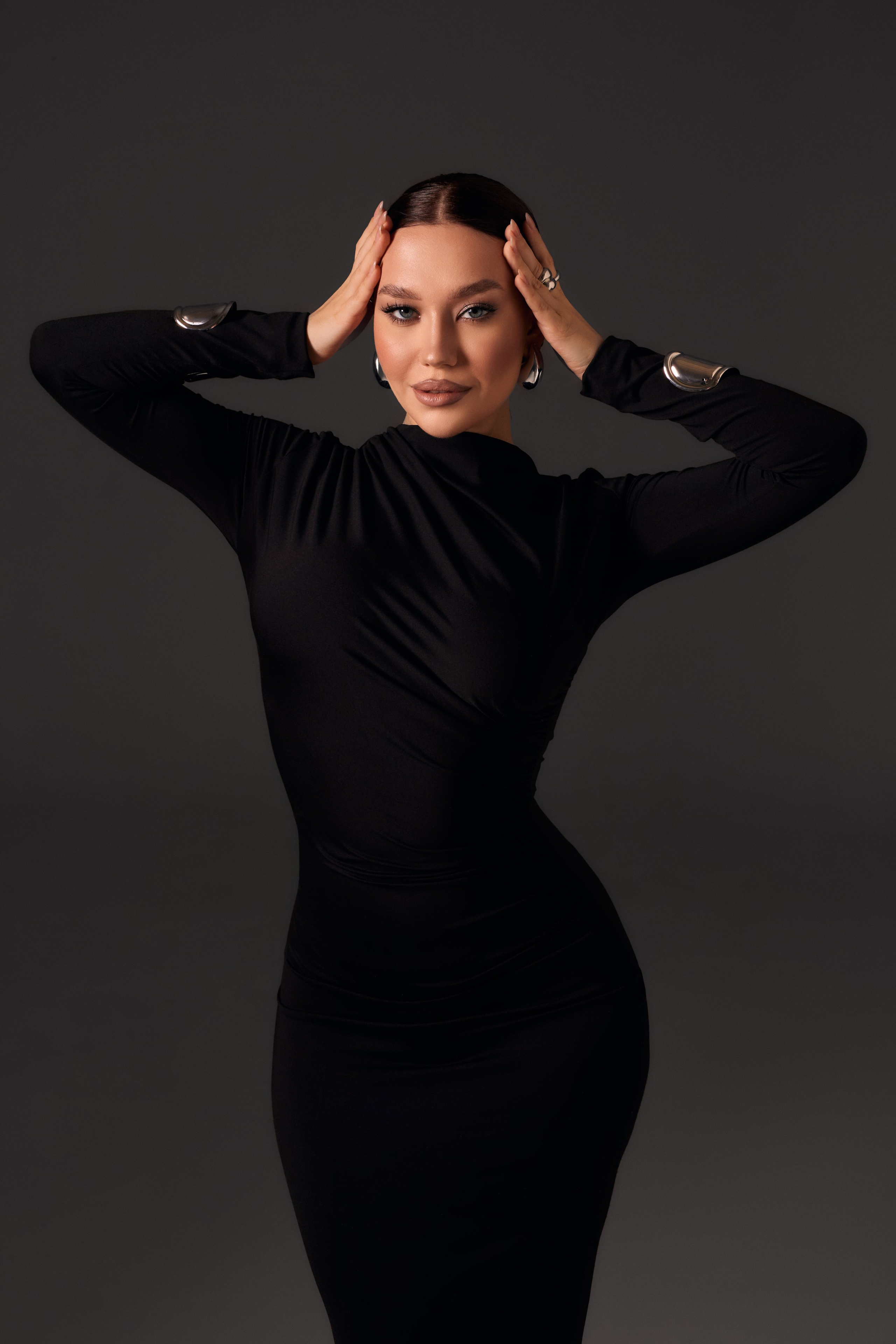 Dark background. Ксения Исакова — фотограф Кострома