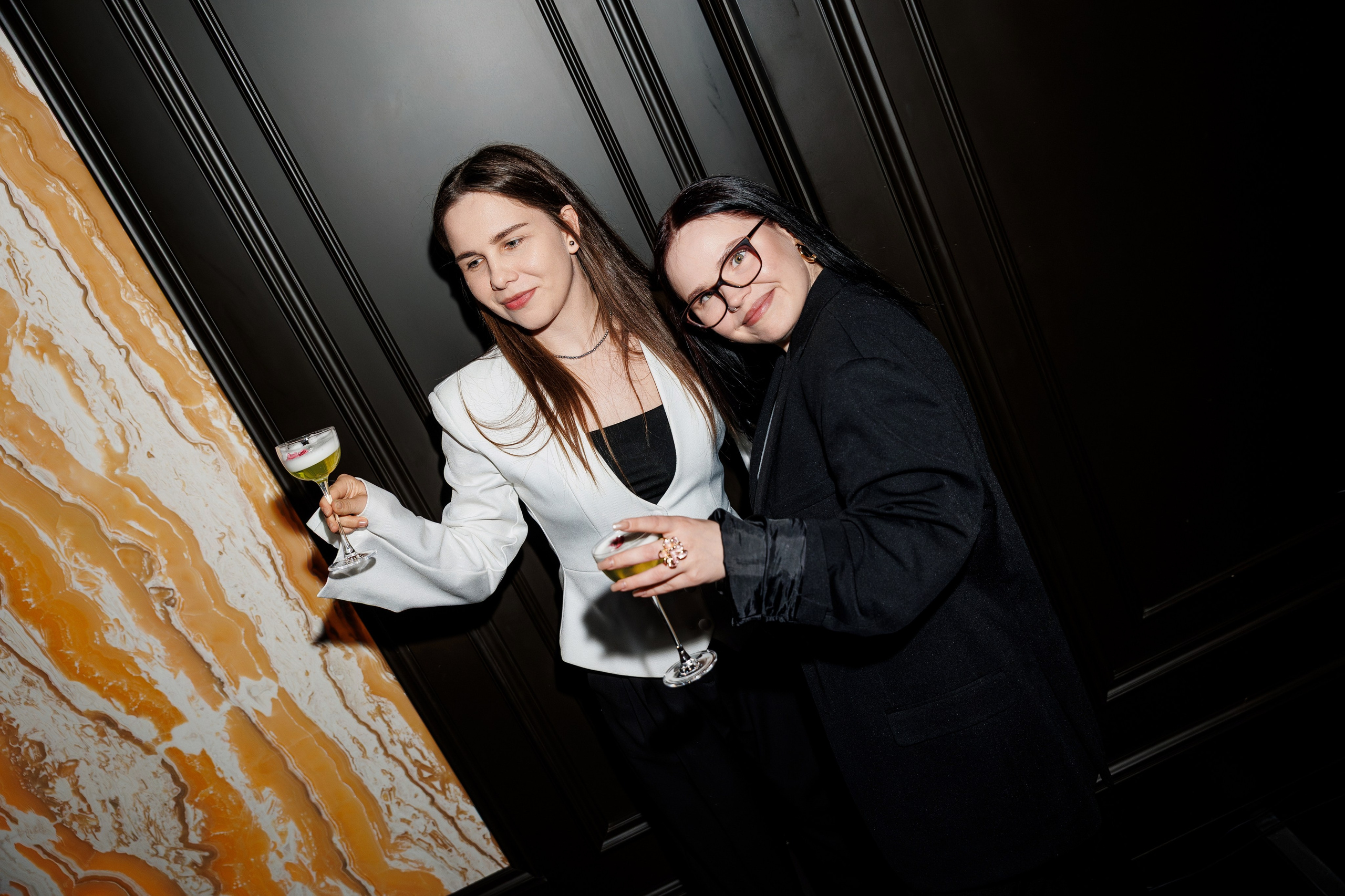 Creators. ILIAS BLACK — Фотограф свадеб и мероприятий в Минске и Беларуси