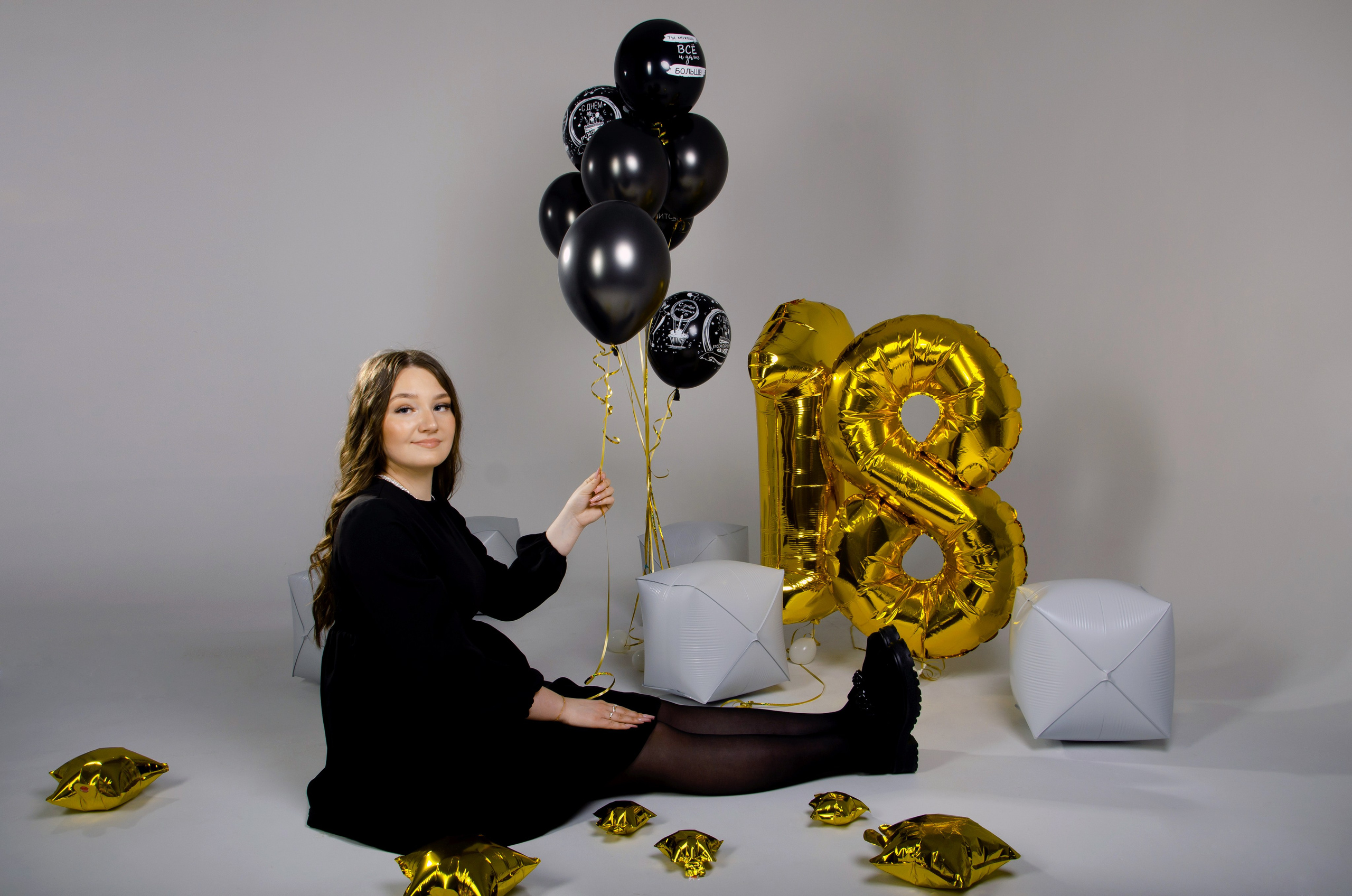 Фотограф Алексей Акуленко, фотосессия для именинника. «Окна» интерьерная фотостудия, г. Юрга