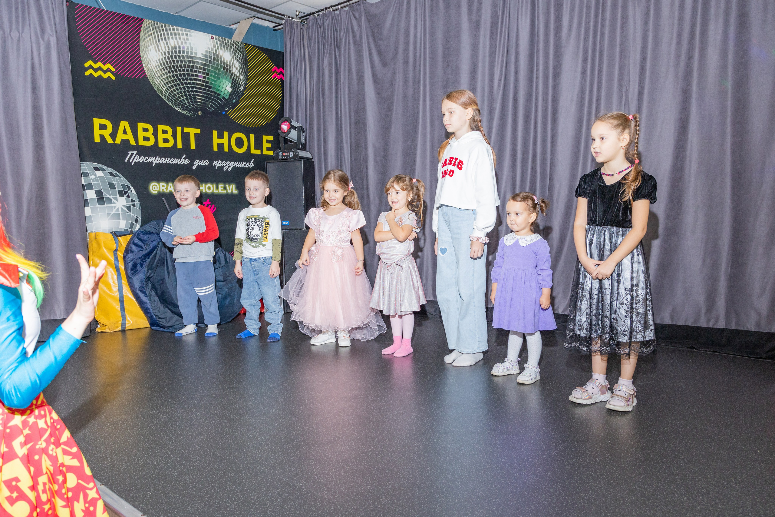 День Рождение Есении в Rabbit Holl. Выпускные альбомы во Владивостоке