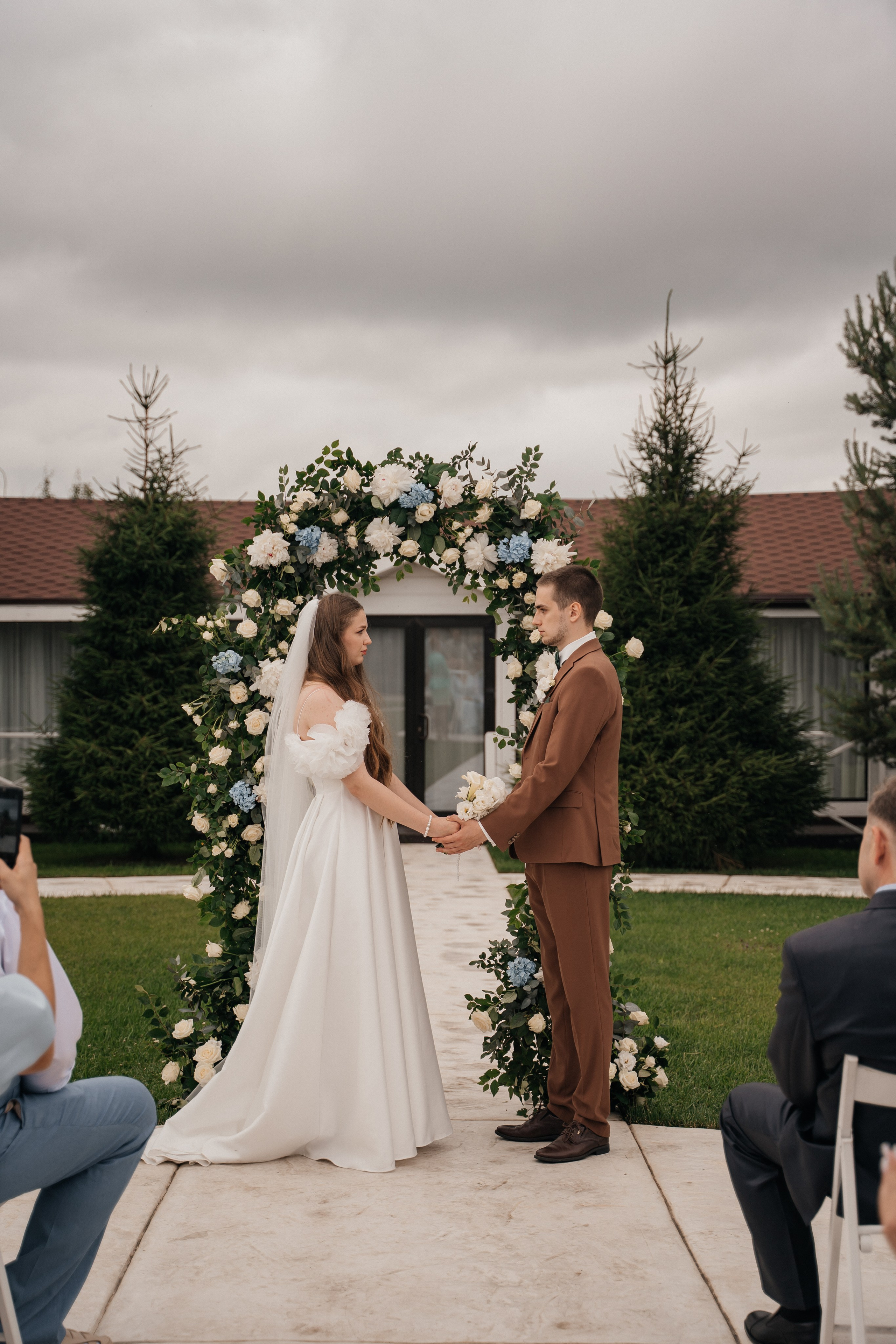 Wedding «Laugh and cry». Свадебные фотограф и видеограф Наталья и Анатолий Новиковы СПб
