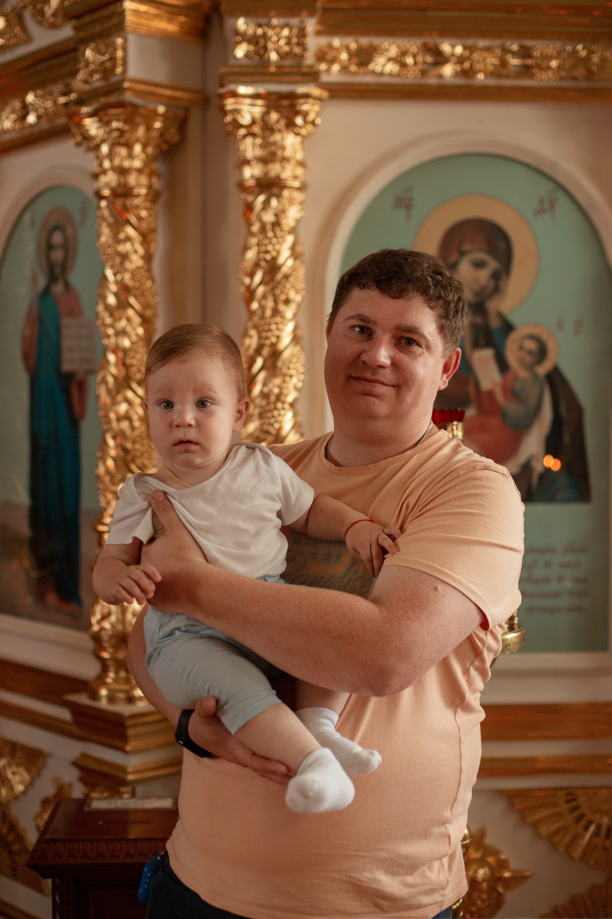 Крещение Артёма Приход храма Иоанна Богослова. Фотограф новорожденных Оренбург Оксана Трофимова