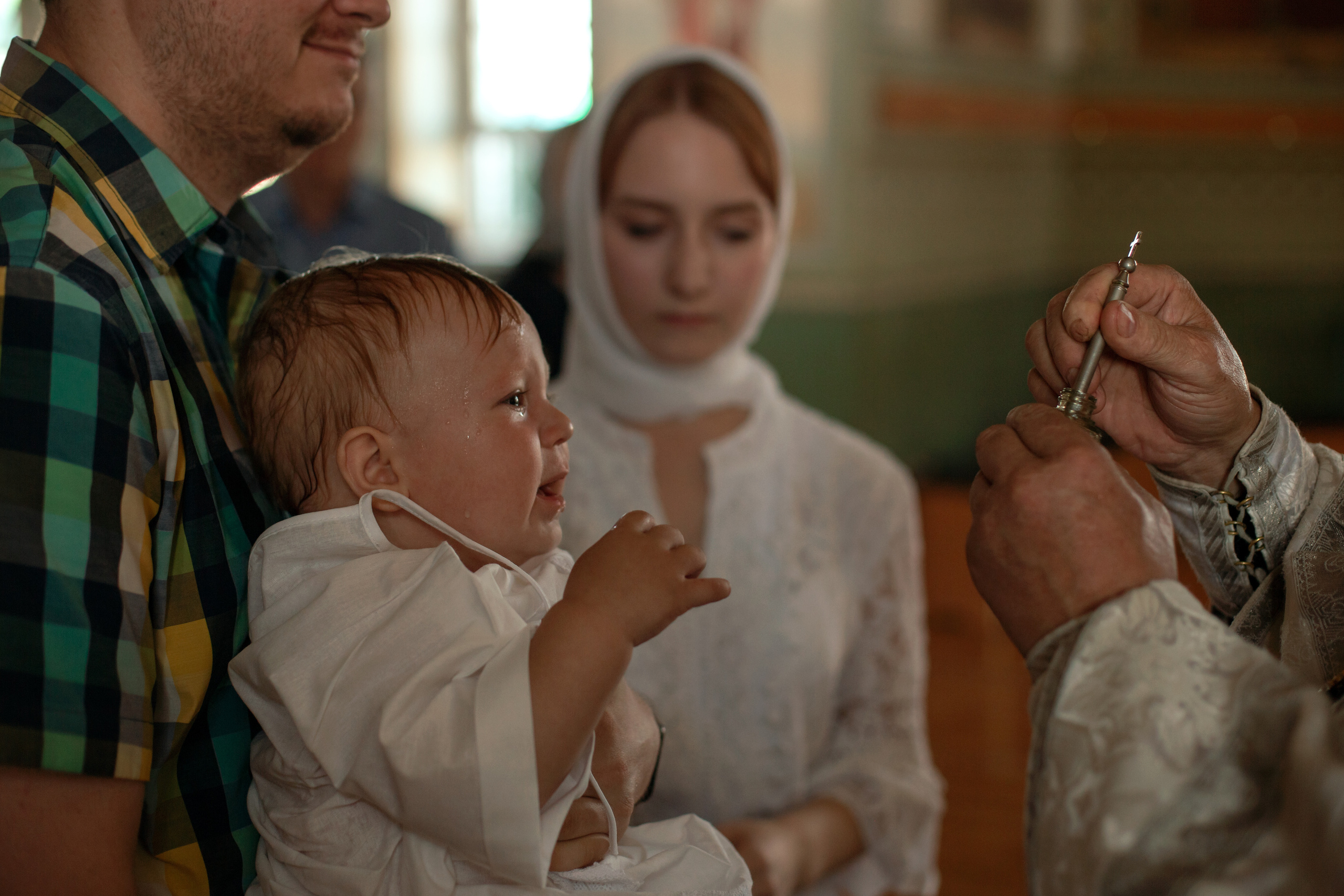Крещение Артёма Приход храма Иоанна Богослова. Фотограф новорожденных Оренбург Оксана Трофимова