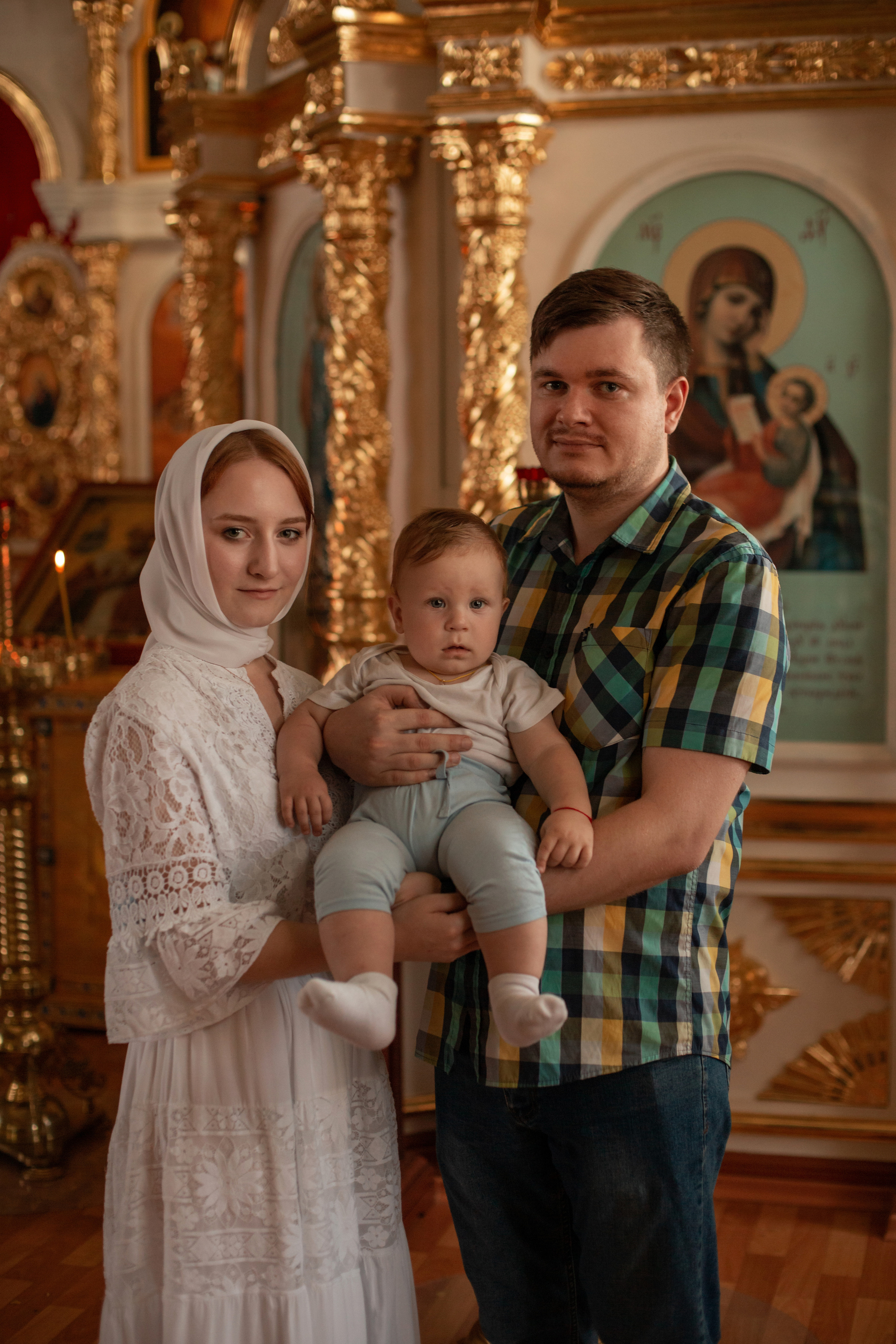 Крещение Артёма Приход храма Иоанна Богослова. Фотограф новорожденных Оренбург Оксана Трофимова