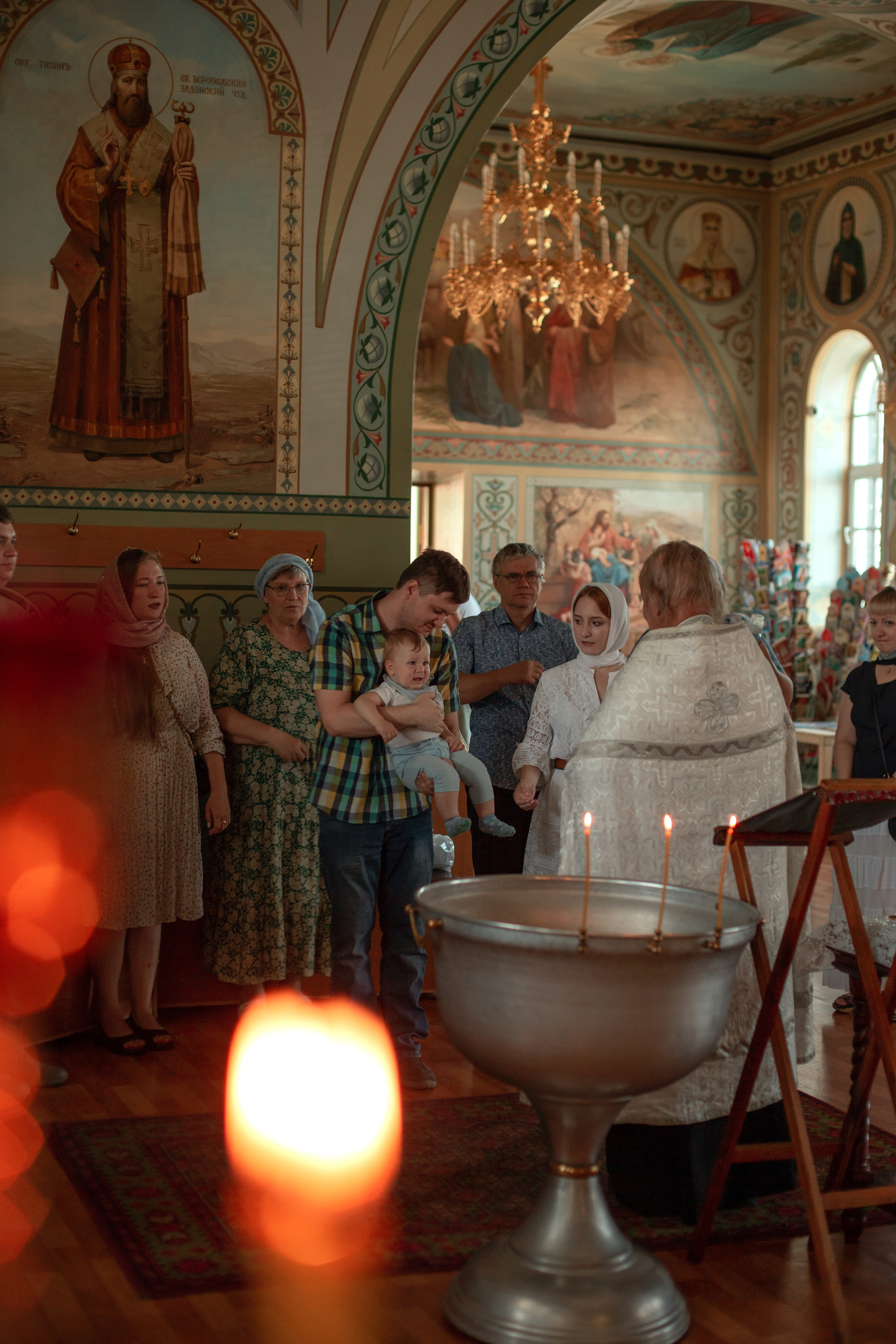Крещение Артёма Приход храма Иоанна Богослова. Фотограф новорожденных Оренбург Оксана Трофимова