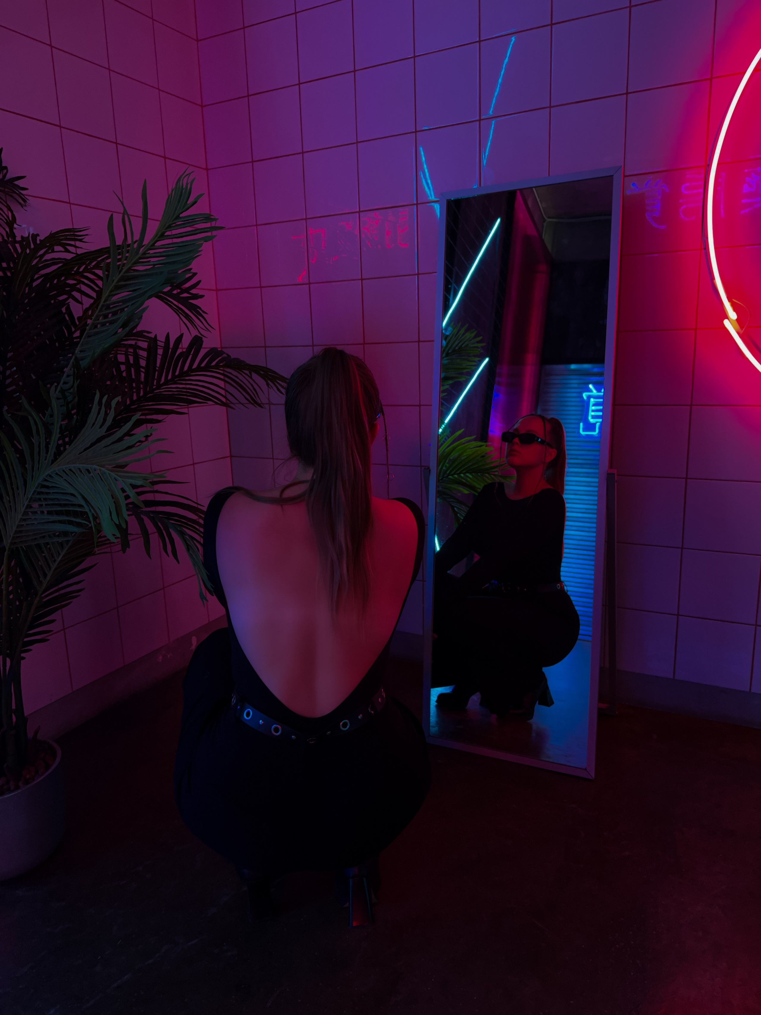 Неон. Фотограф и контентмейкер Света Лето | Москва, МО