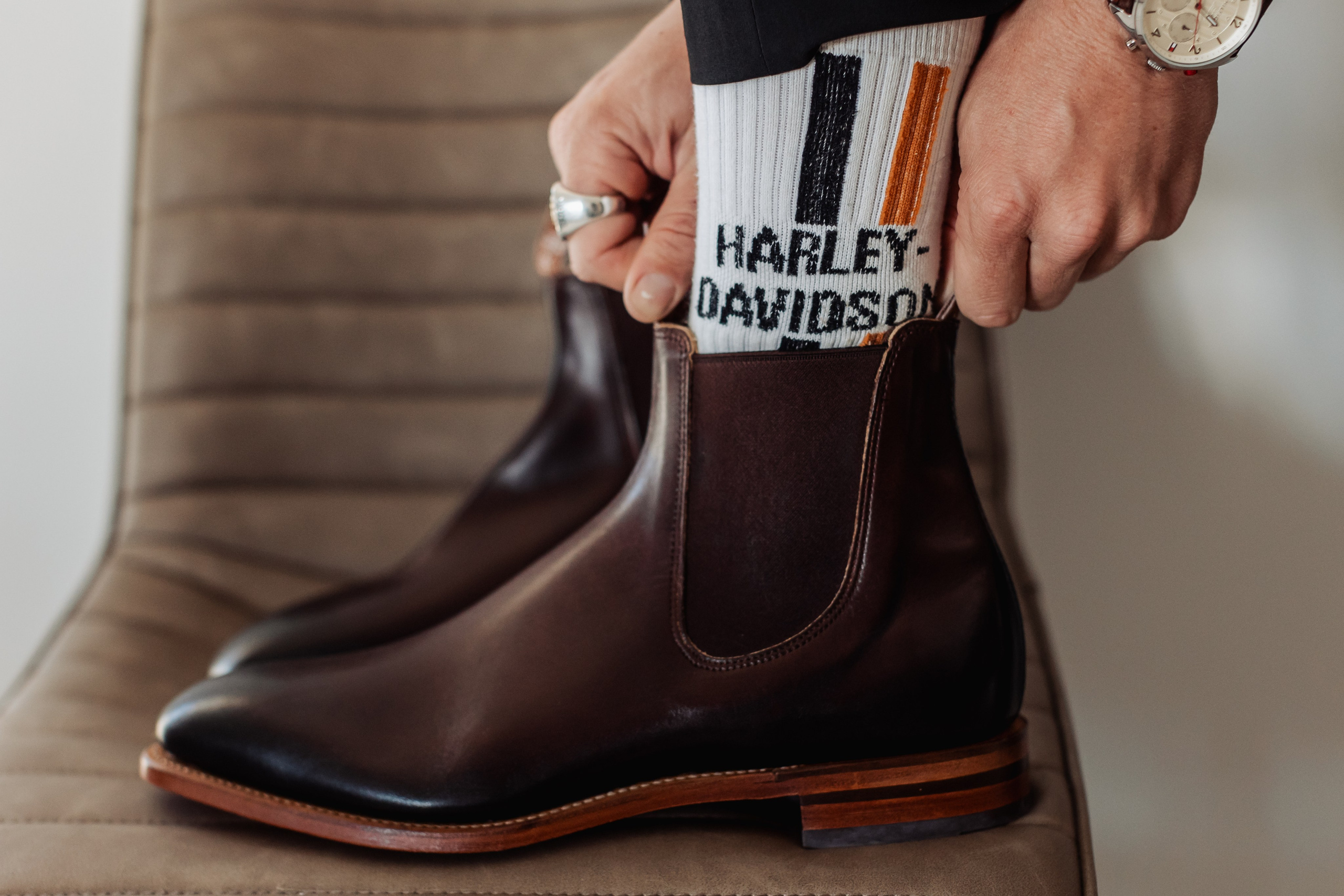 …Endless romance. Golden Moments Editing — We do Wedding’s Retouch and Video Editing