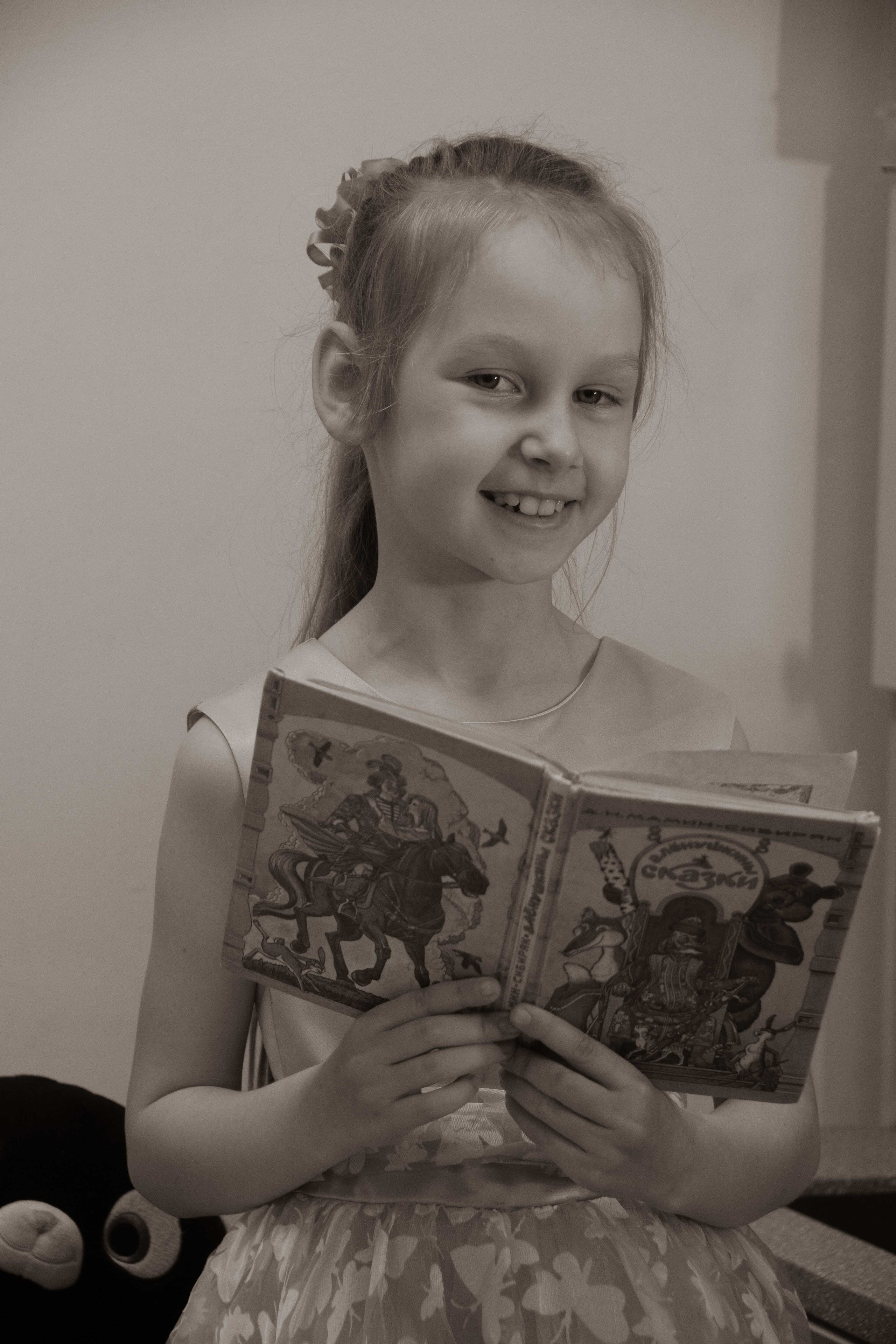 2023 г. Портреты выпускников. Репортажный и детский фотограф в Новосибирске