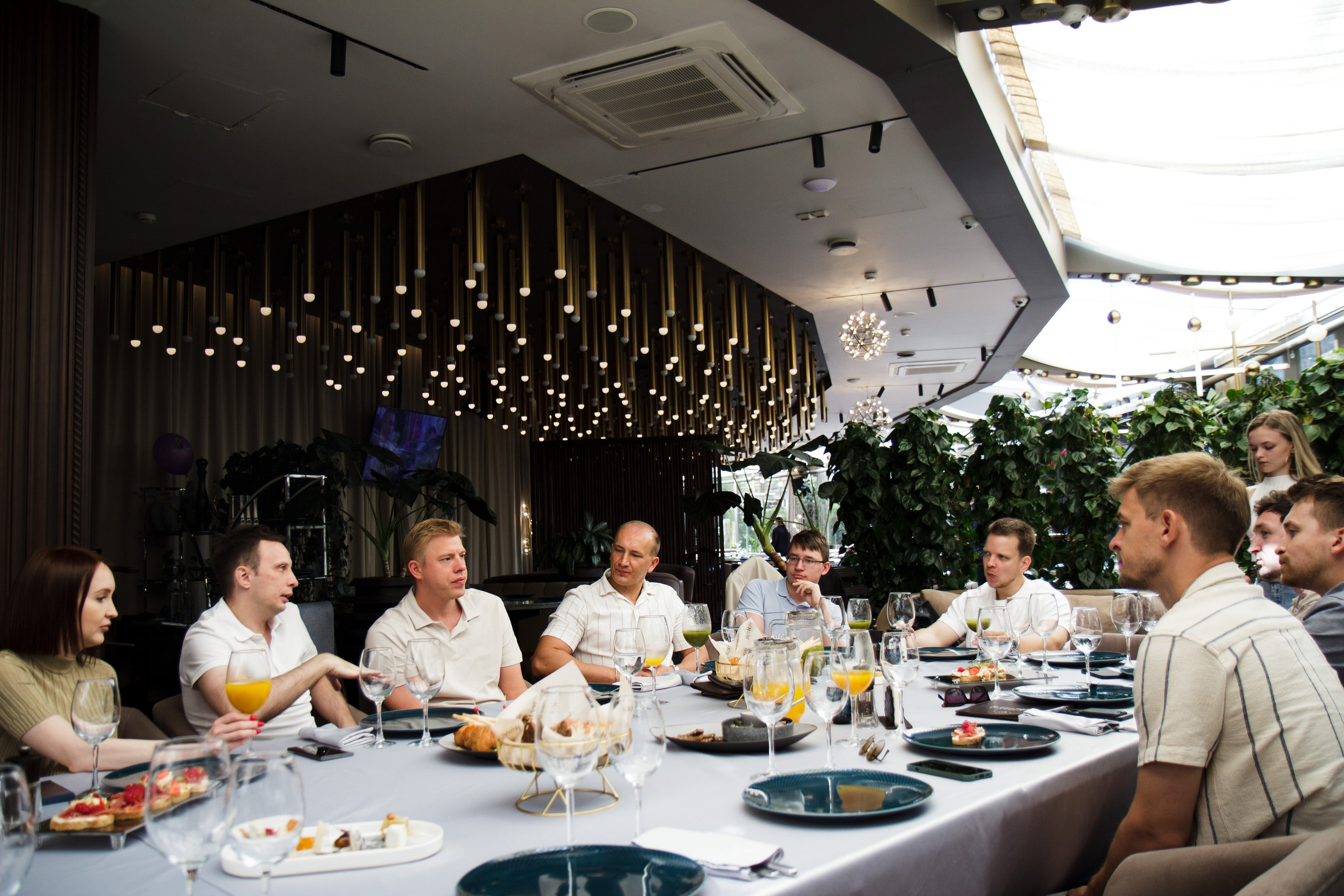 Бизнес-завтрак Германа Гаврилова. Фотограф Москва — личные фотосессии, лавстори в студии