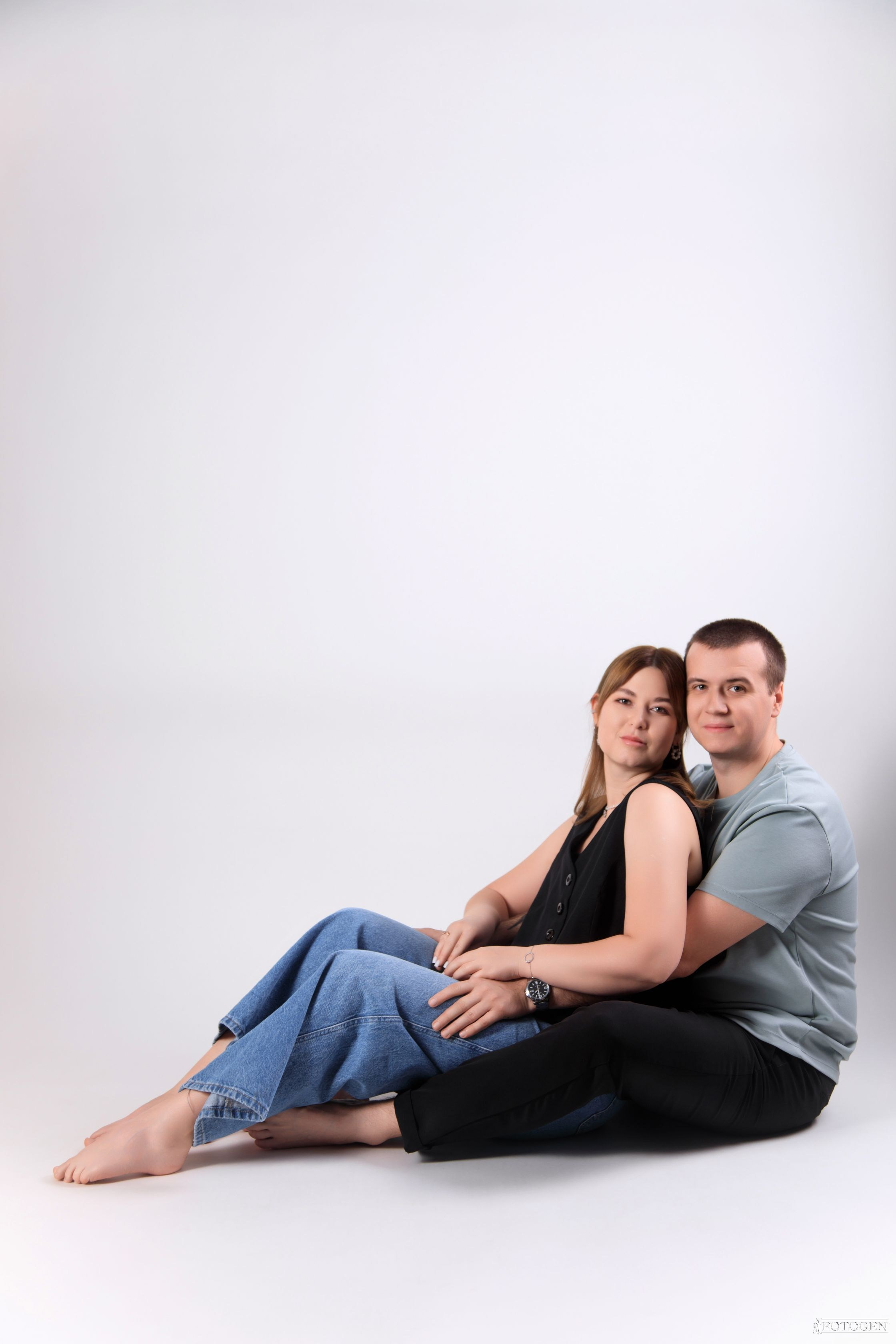 Годовщина в кадре: Сохраните воспоминания о вашей любви. Интерьерная фотостудия FOTOGEN г. Краснодар