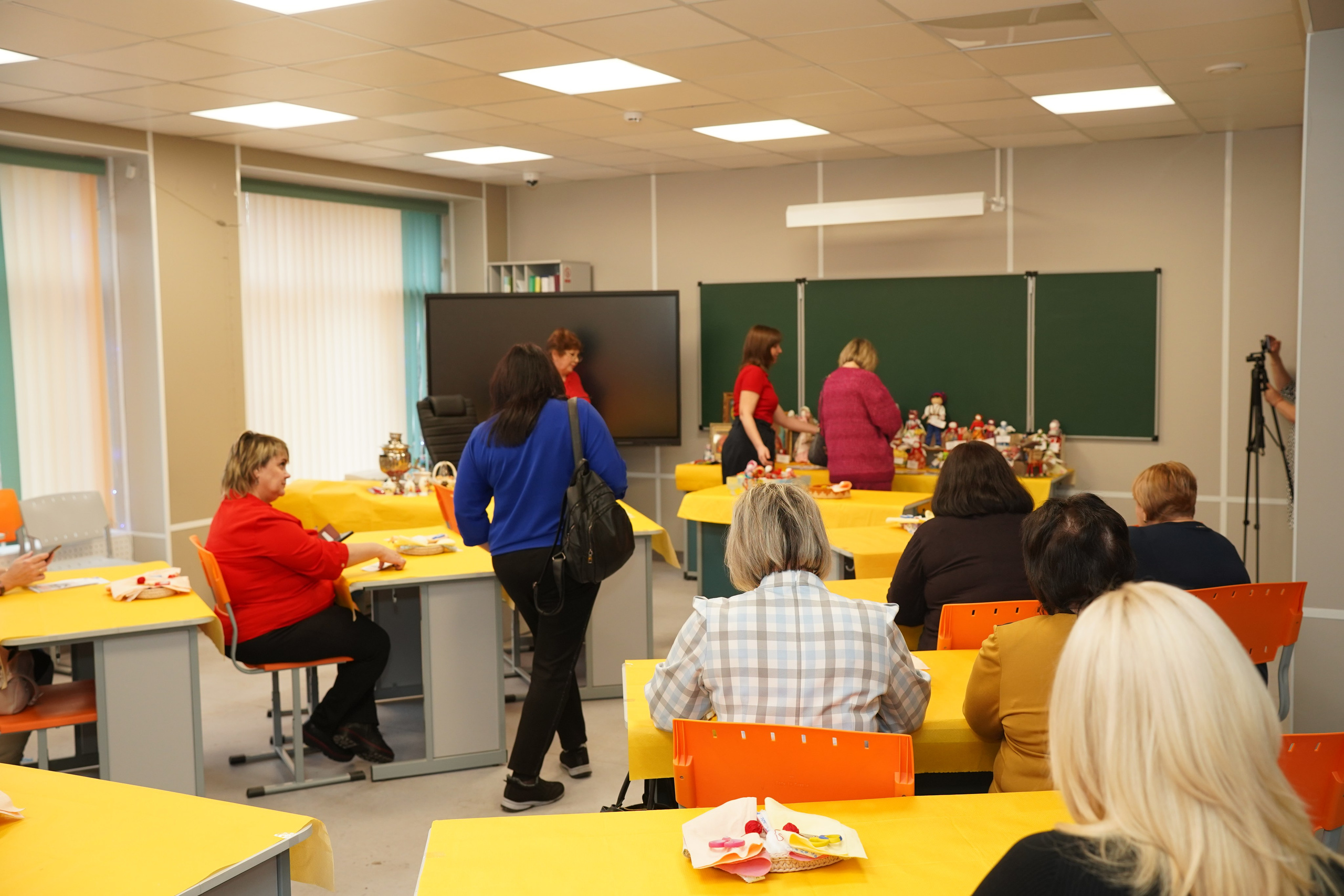 Мероприятие. MEMENTO.Выпускные альбомы, школьные, юбилейные и другие книги. Ростов-на-Дону