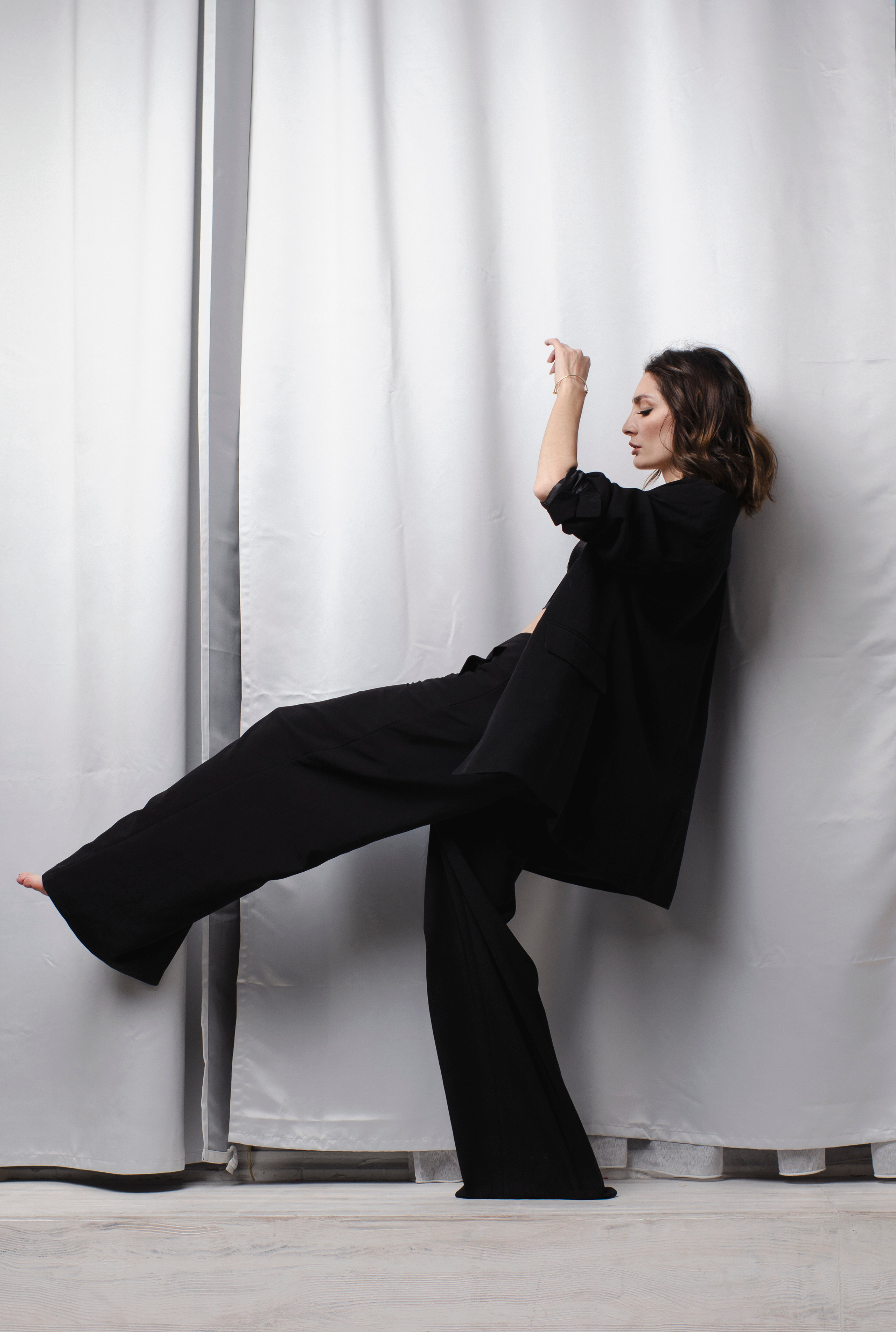 Anna graceful and elegance. Family, portrait, content photo in Costa Rica Evgeniya Besprozvannykh