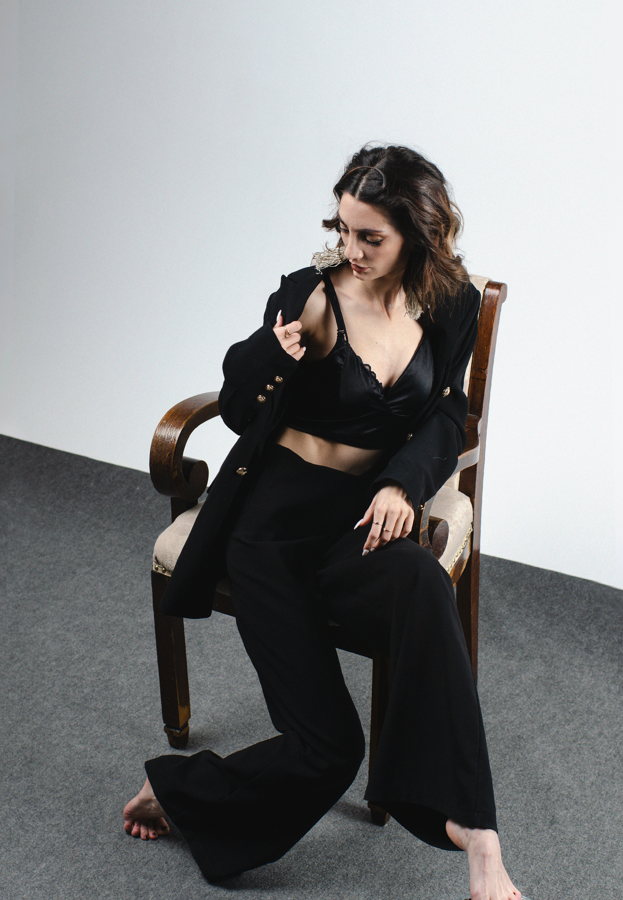 Anna graceful and elegance. Family, portrait, content photo in Costa Rica Evgeniya Besprozvannykh