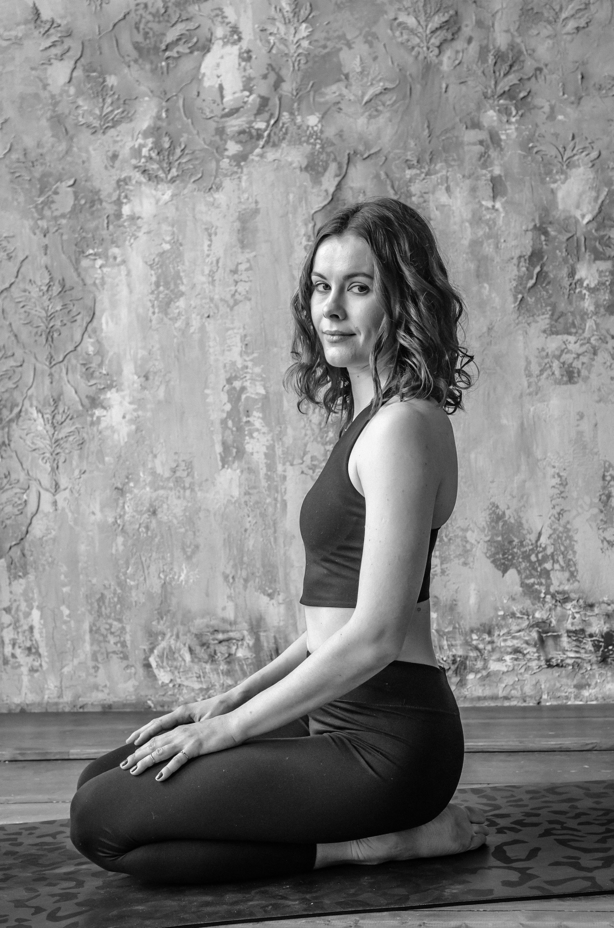 Yoga photo session for Yana. Family, portrait, content photo in Costa Rica Evgeniya Besprozvannykh