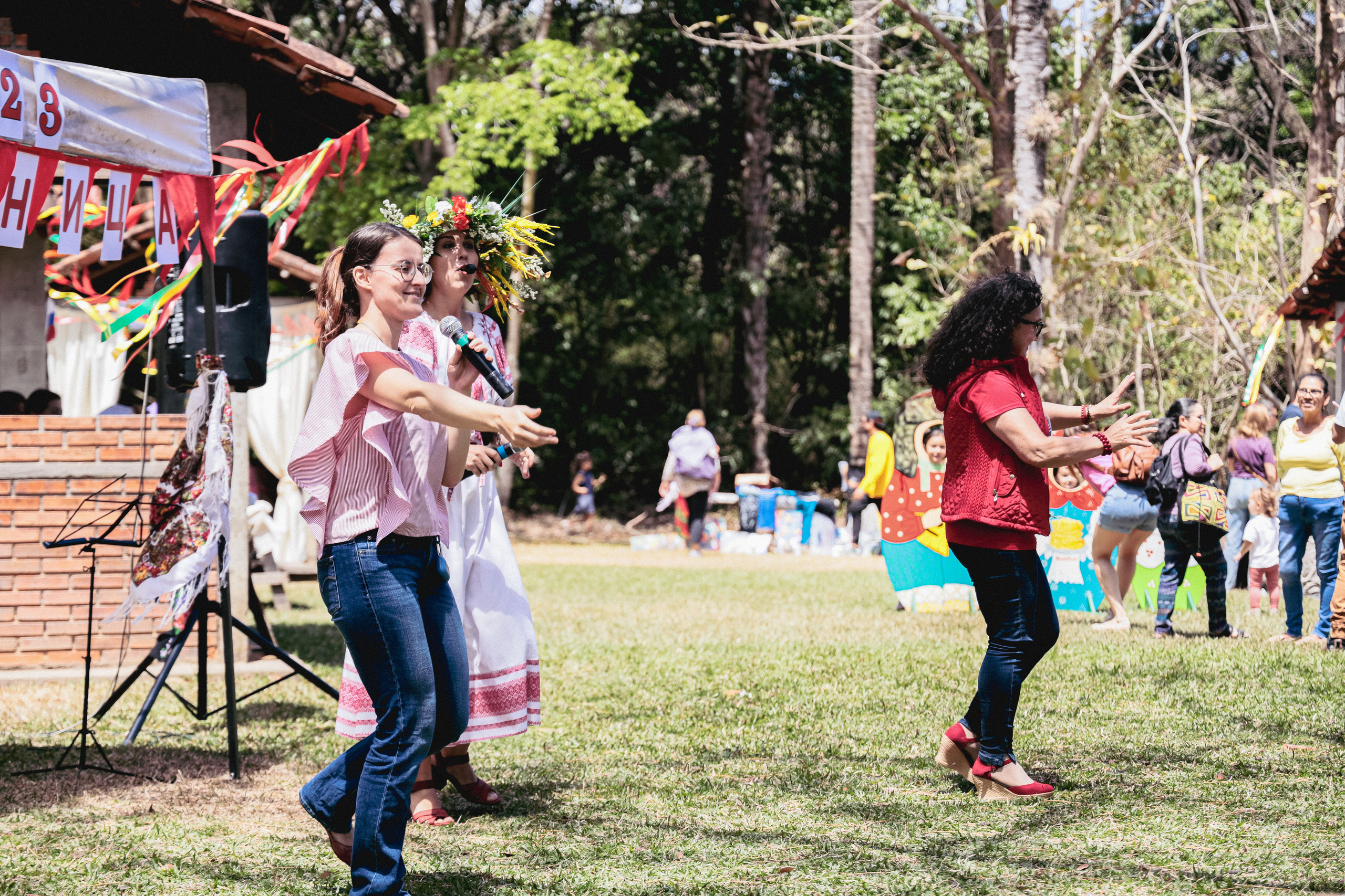 Shrovetide In Russian style. Family, portrait, content photo in Costa Rica Evgeniya Besprozvannykh