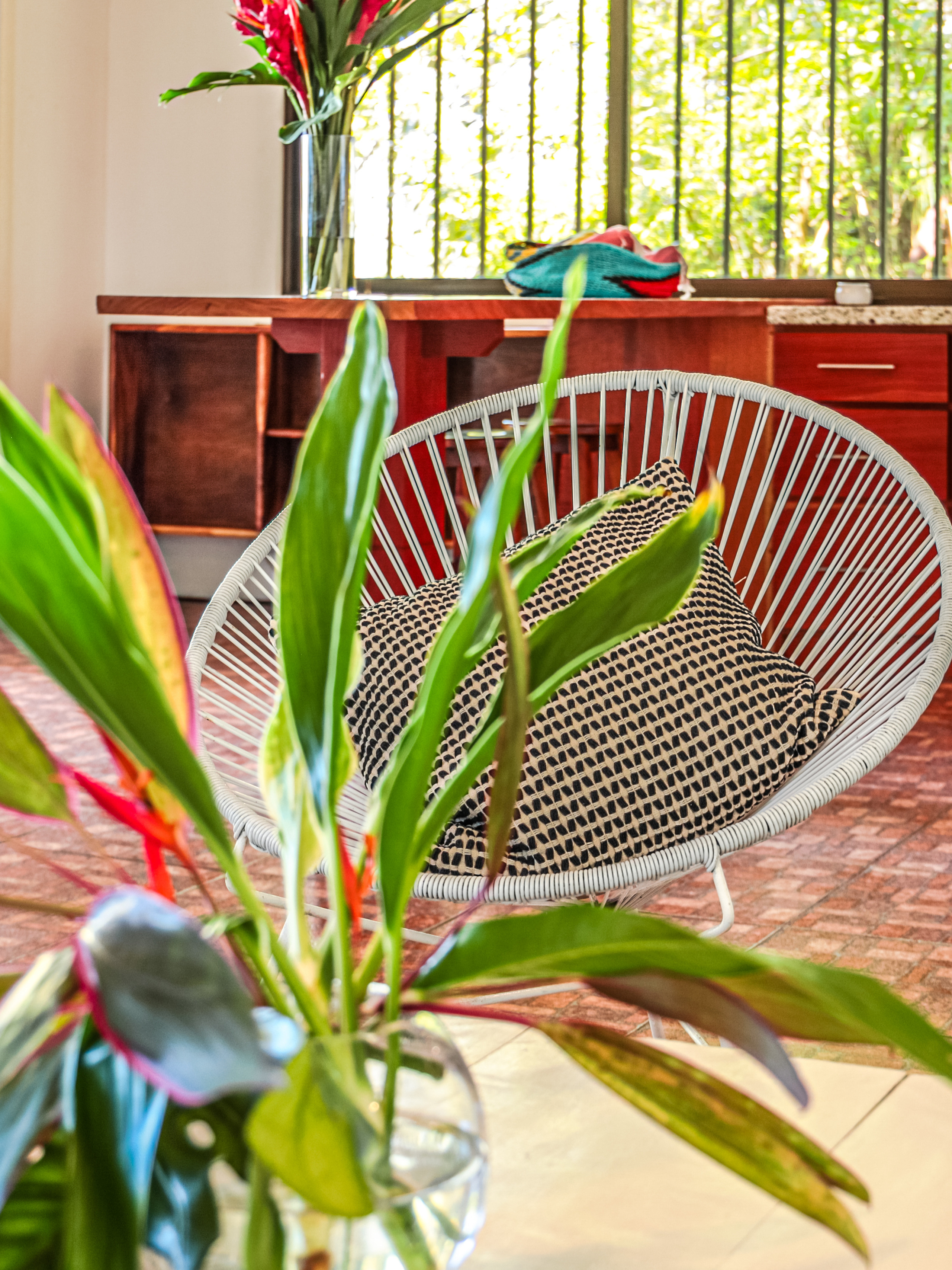Photo session of a house with an ocean view for rent. Family, portrait, content photo in Costa Rica Evgeniya Besprozvannykh