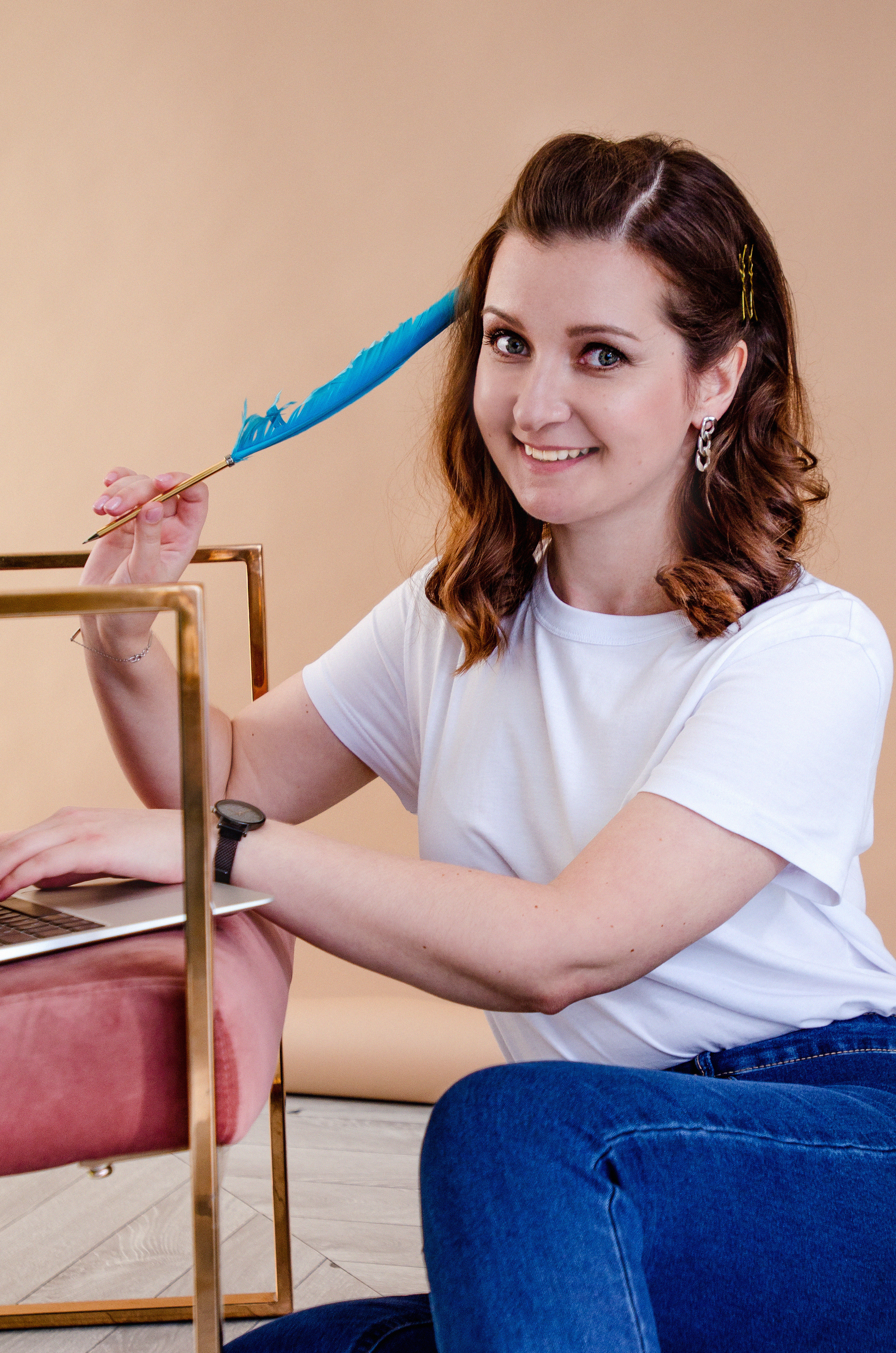 Studio photo session for a coach. Family, portrait, content photo in Costa Rica Evgeniya Besprozvannykh