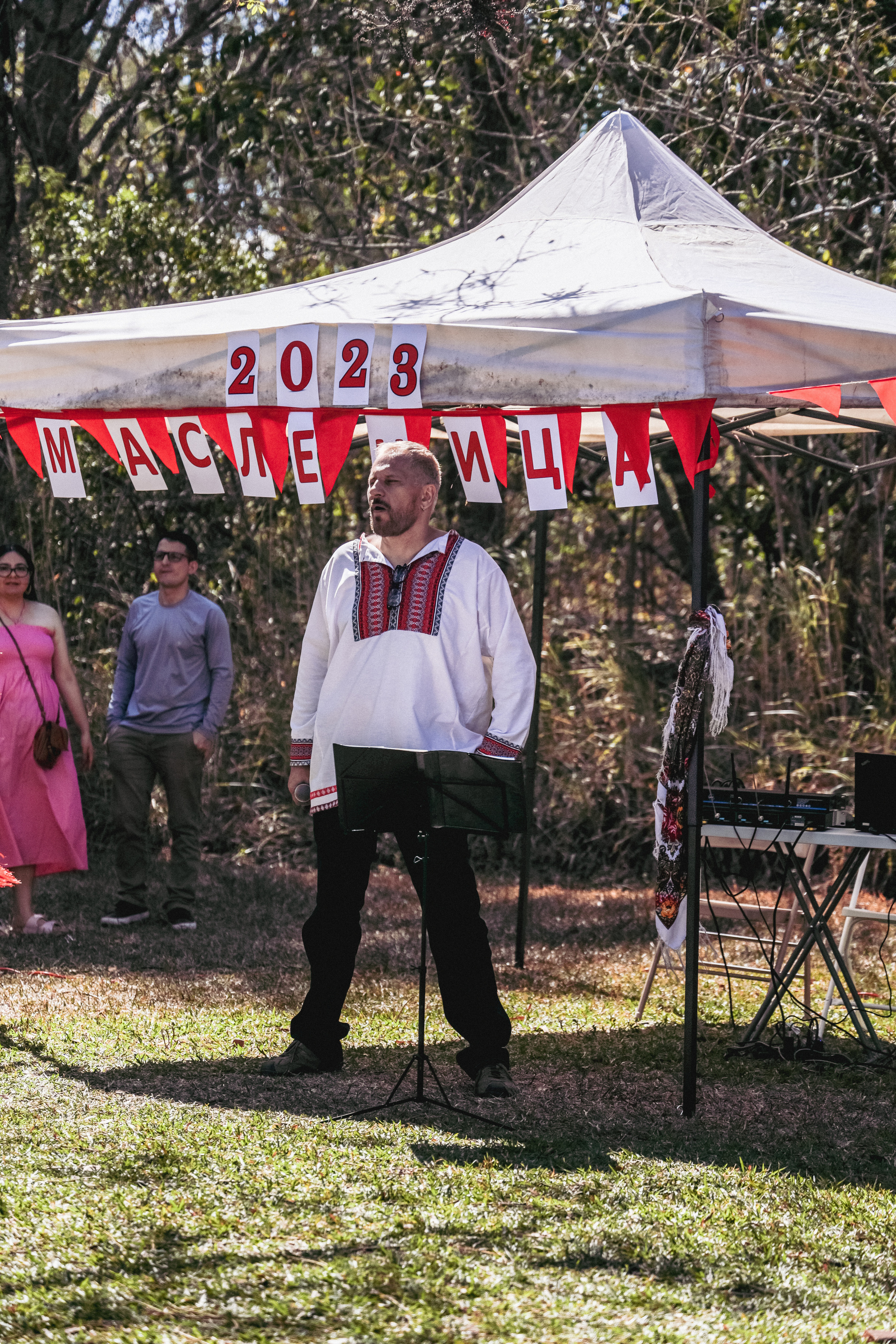 Shrovetide In Russian style. Family, portrait, content photo in Costa Rica Evgeniya Besprozvannykh