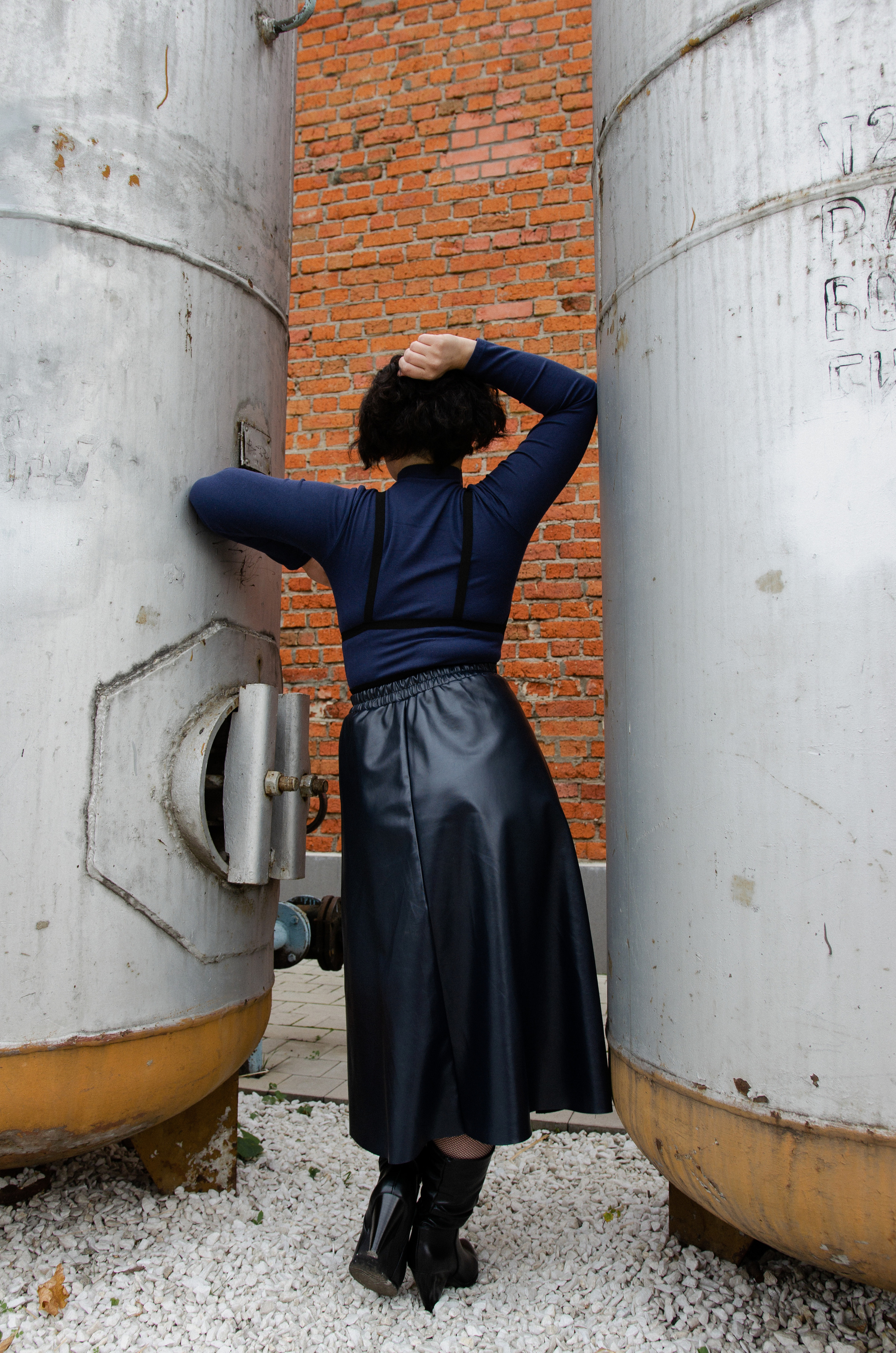 Veronika outdoor walking. Family, portrait, content photo in Costa Rica Evgeniya Besprozvannykh