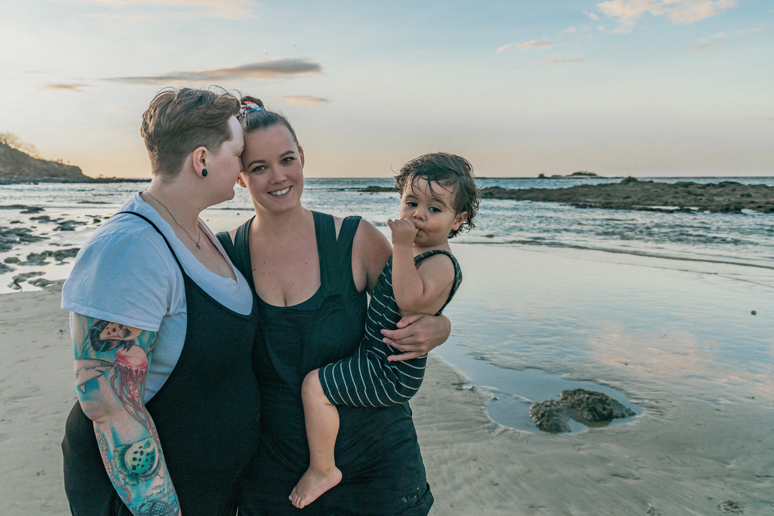 Jaymi family. Family, portrait, content photo in Costa Rica Evgeniya Besprozvannykh