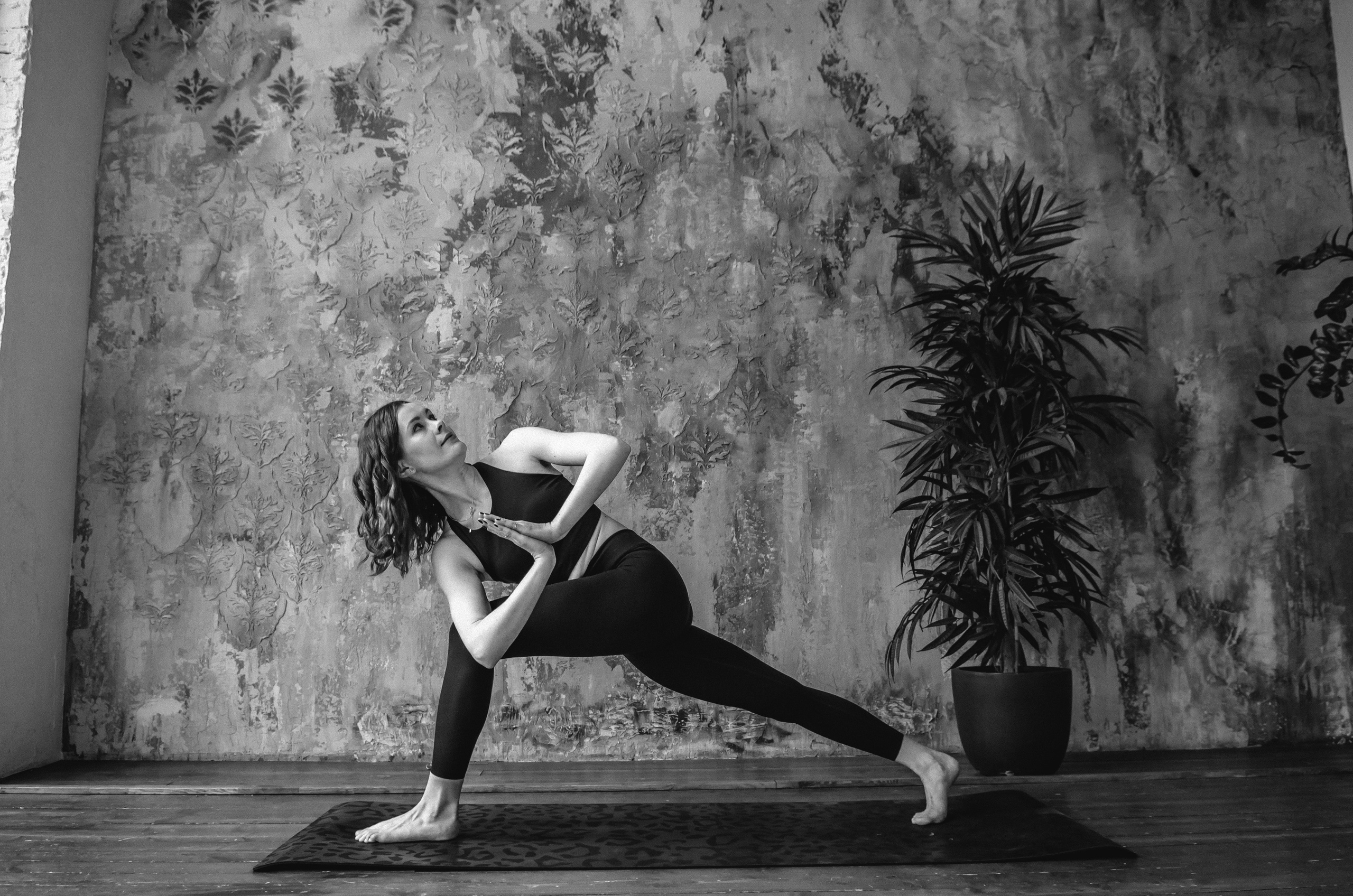 Yoga photo session for Yana. Family, portrait, content photo in Costa Rica Evgeniya Besprozvannykh