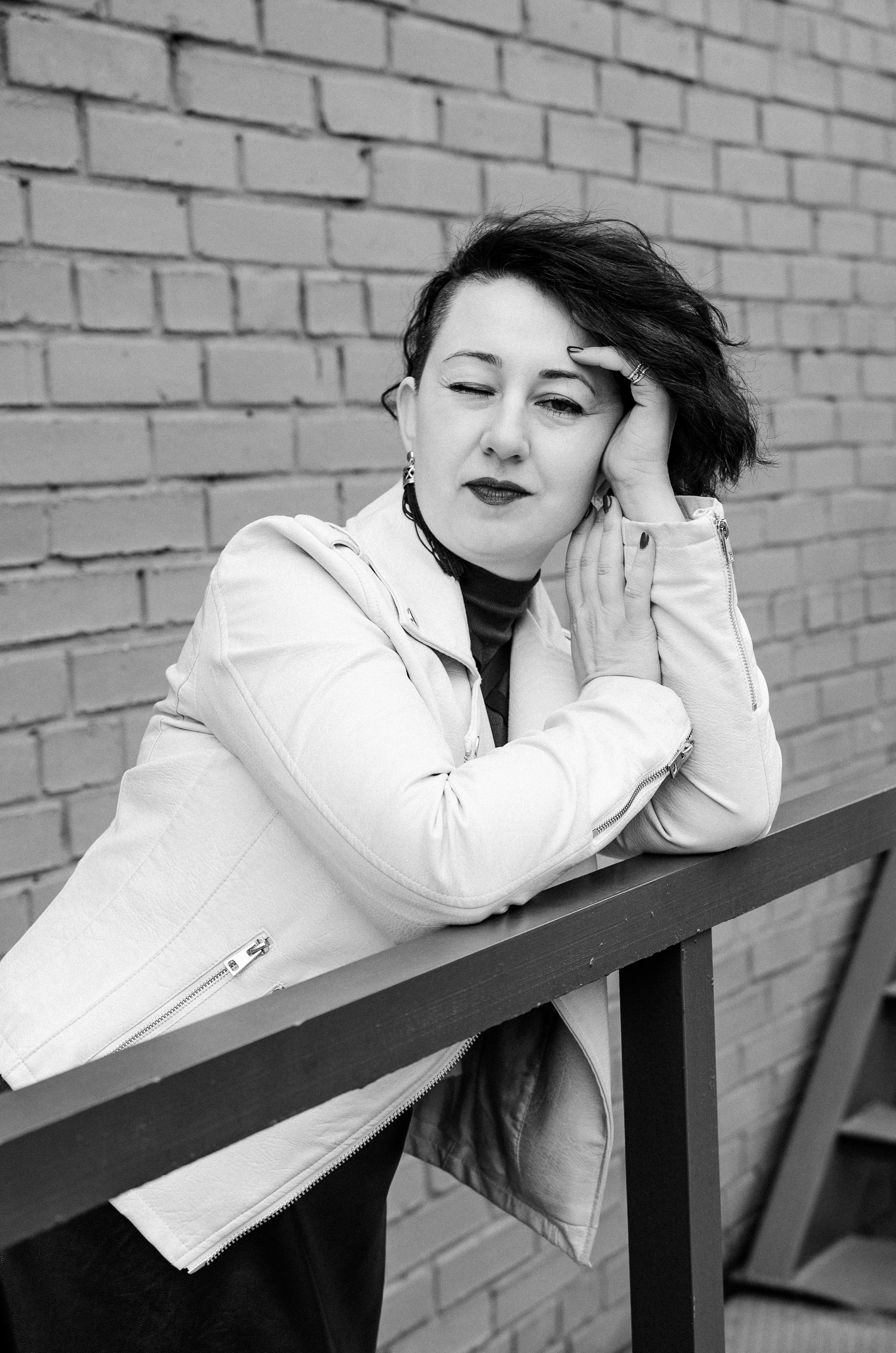 Veronika outdoor walking. Family, portrait, content photo in Costa Rica Evgeniya Besprozvannykh