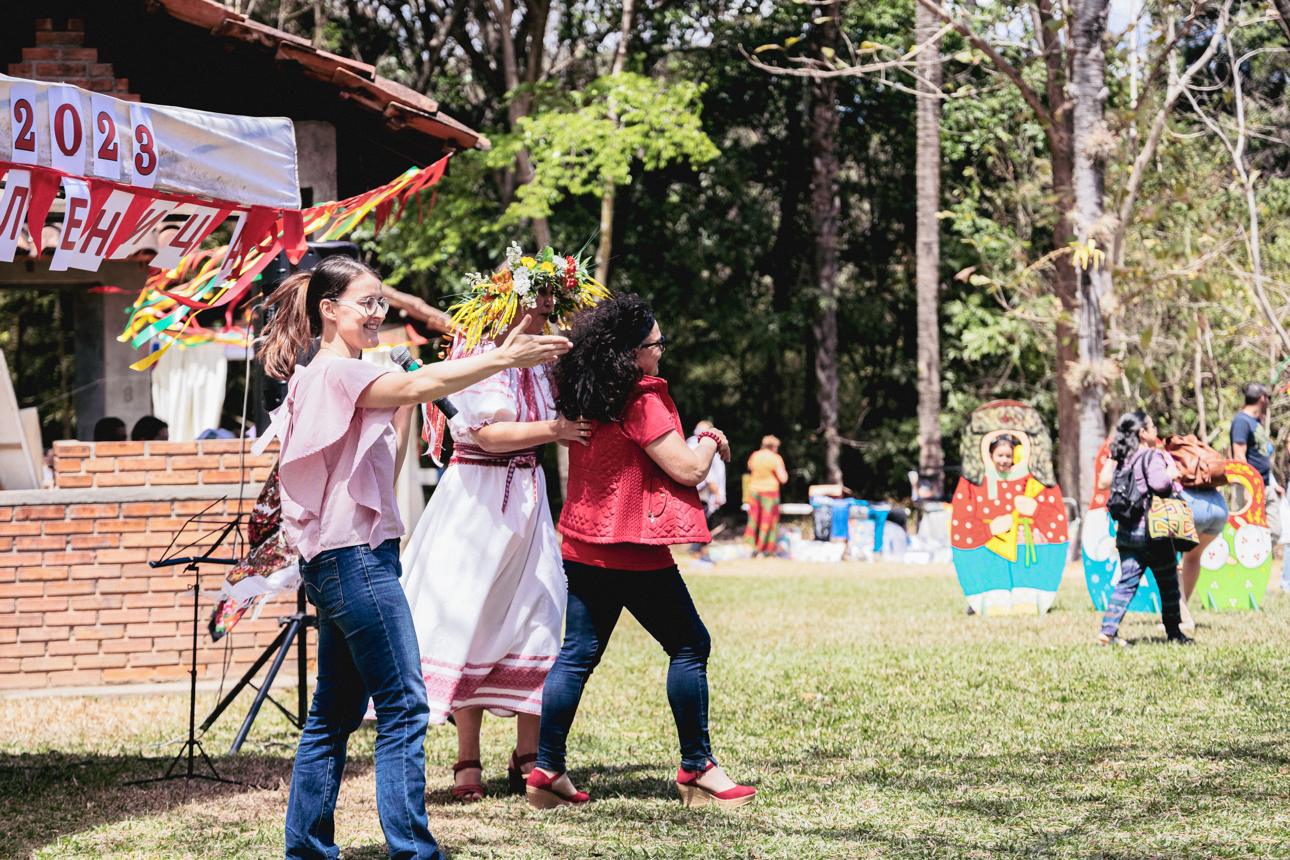 Shrovetide In Russian style. Family, portrait, content photo in Costa Rica Evgeniya Besprozvannykh