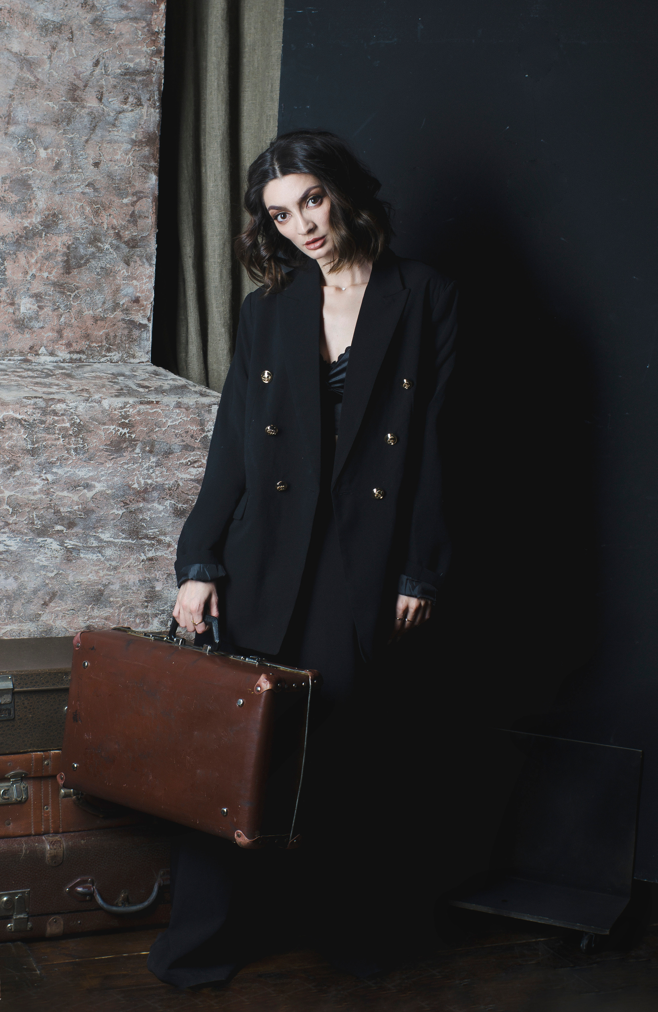 Anna graceful and elegance. Family, portrait, content photo in Costa Rica Evgeniya Besprozvannykh