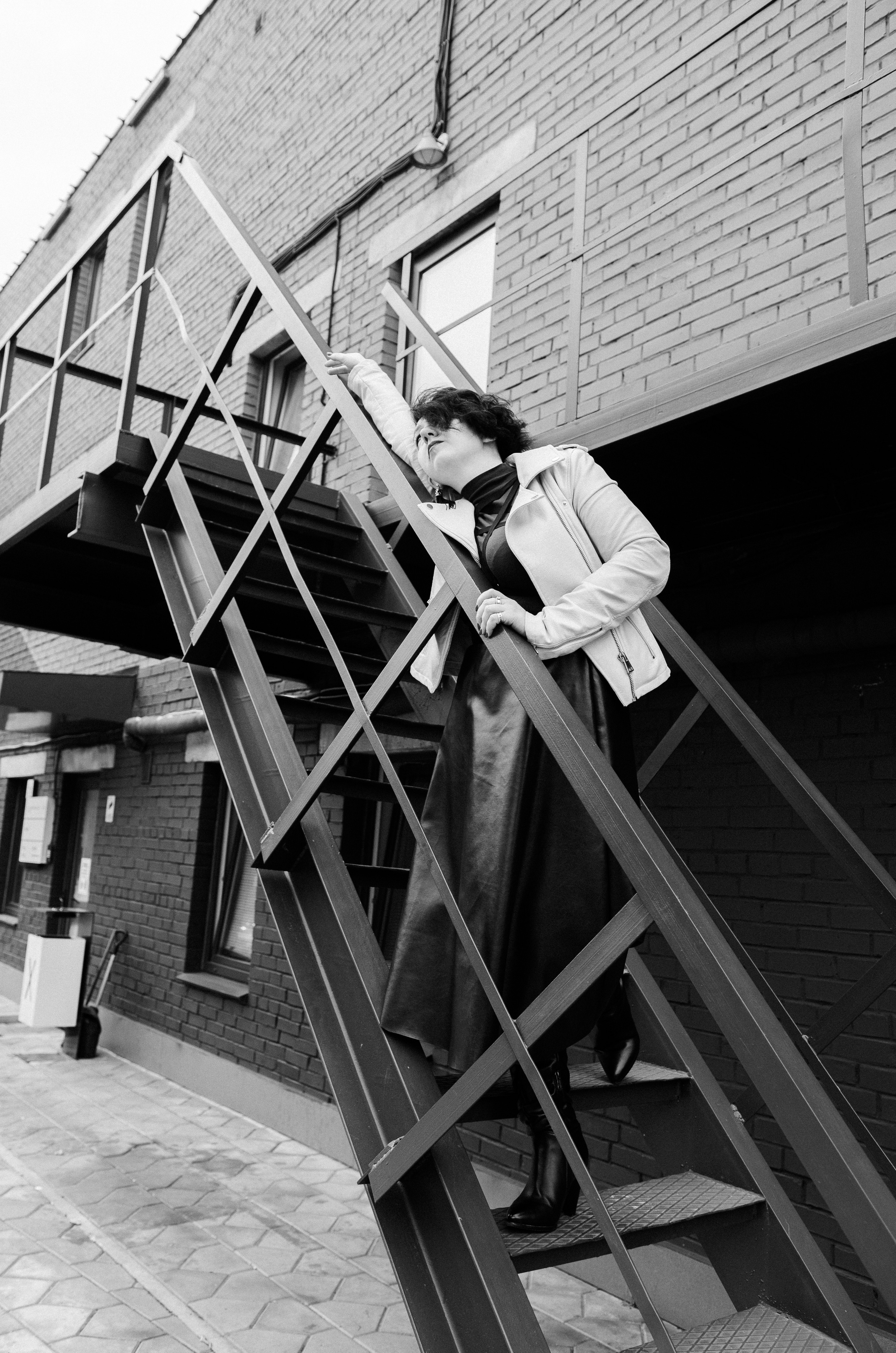 Veronika outdoor walking. Family, portrait, content photo in Costa Rica Evgeniya Besprozvannykh