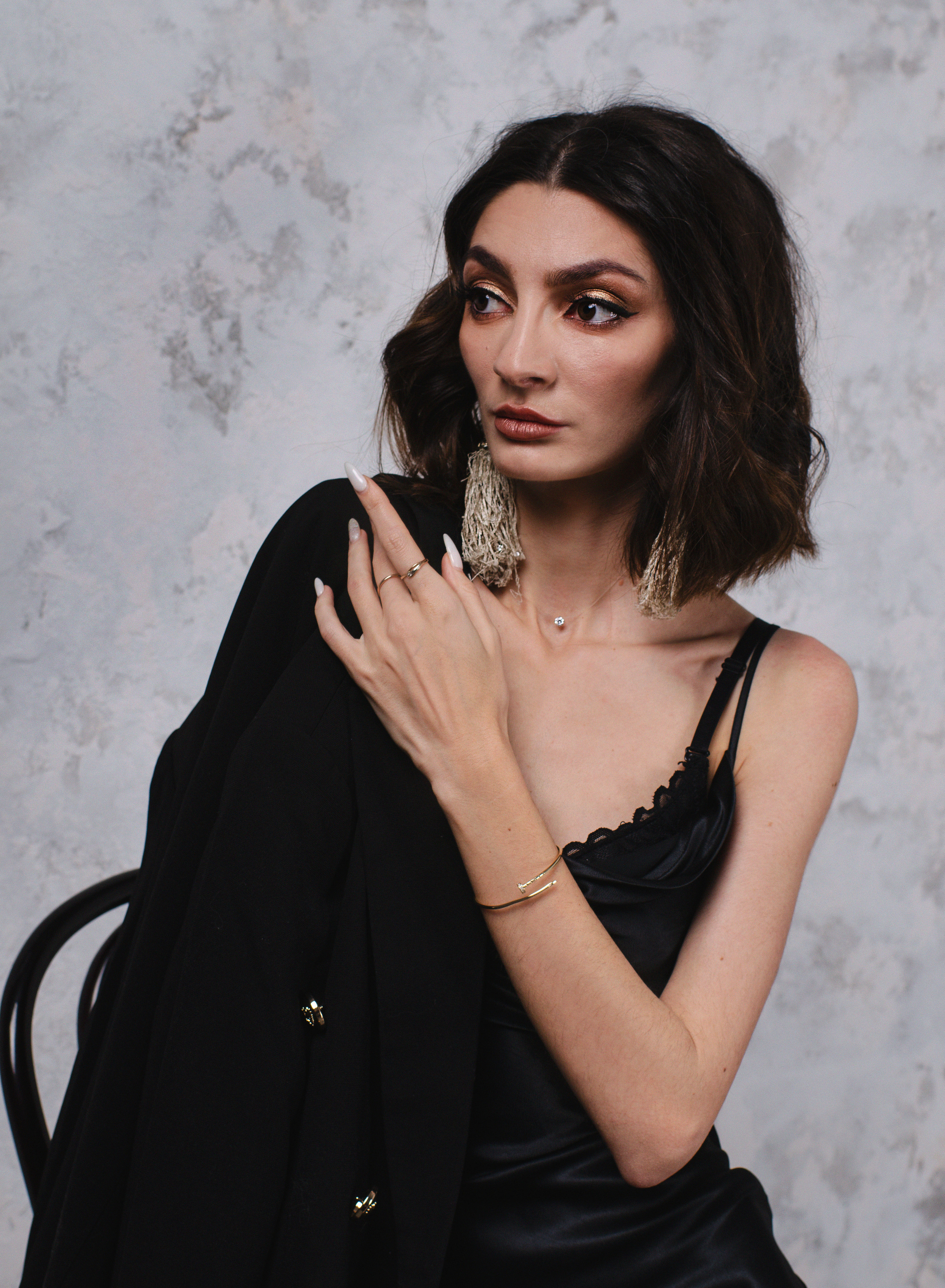 Anna graceful and elegance. Family, portrait, content photo in Costa Rica Evgeniya Besprozvannykh