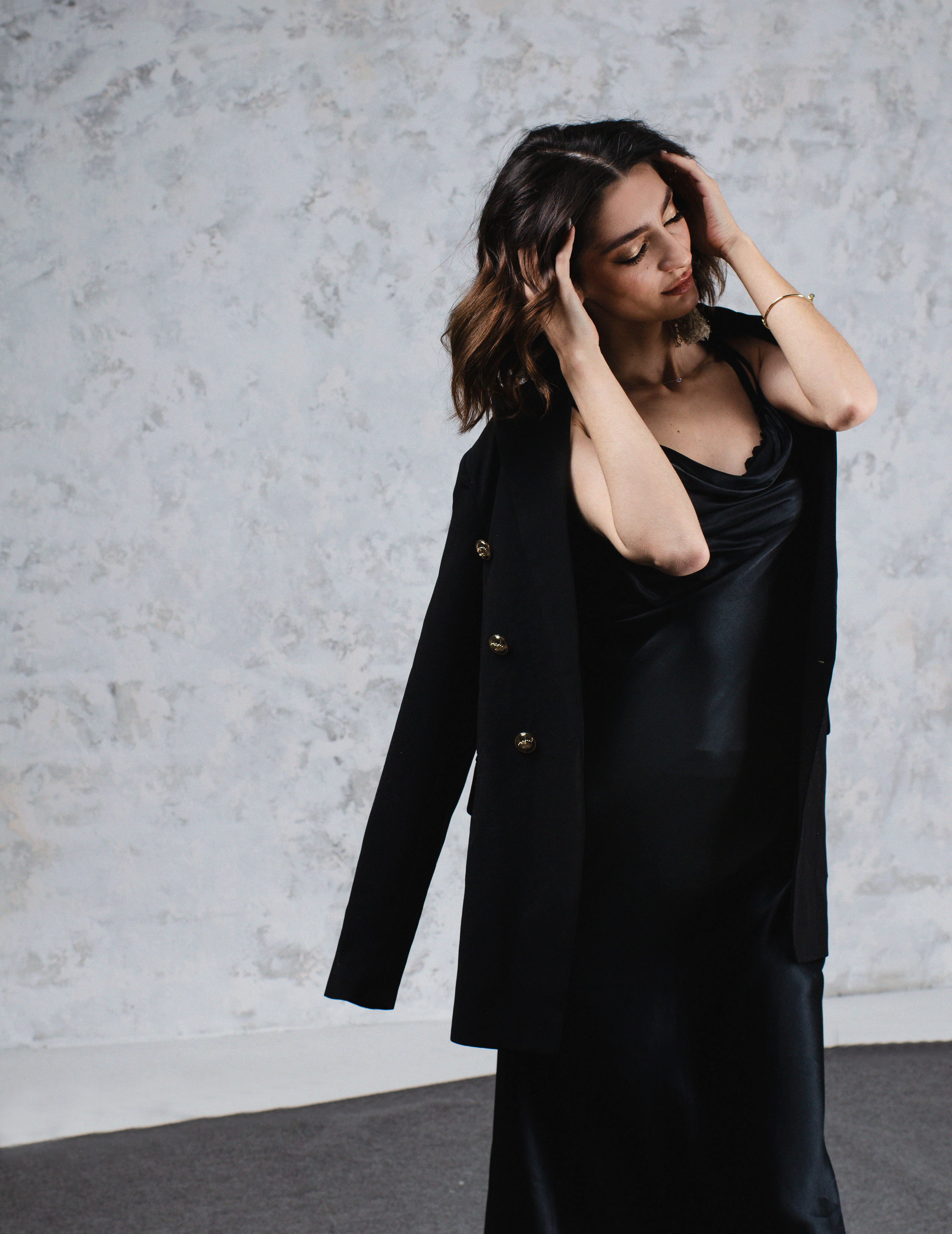 Anna graceful and elegance. Family, portrait, content photo in Costa Rica Evgeniya Besprozvannykh