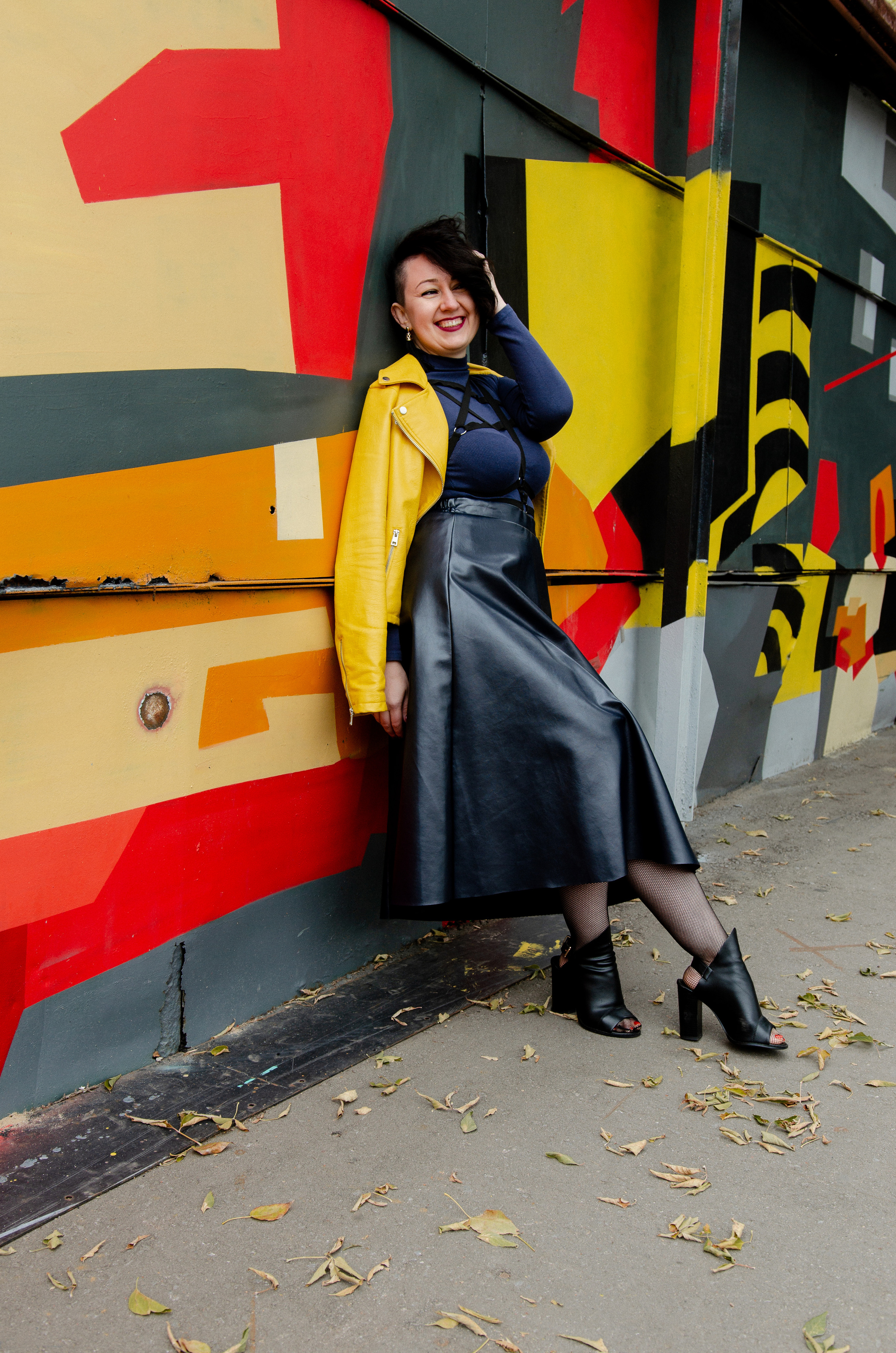 Veronika outdoor walking. Family, portrait, content photo in Costa Rica Evgeniya Besprozvannykh