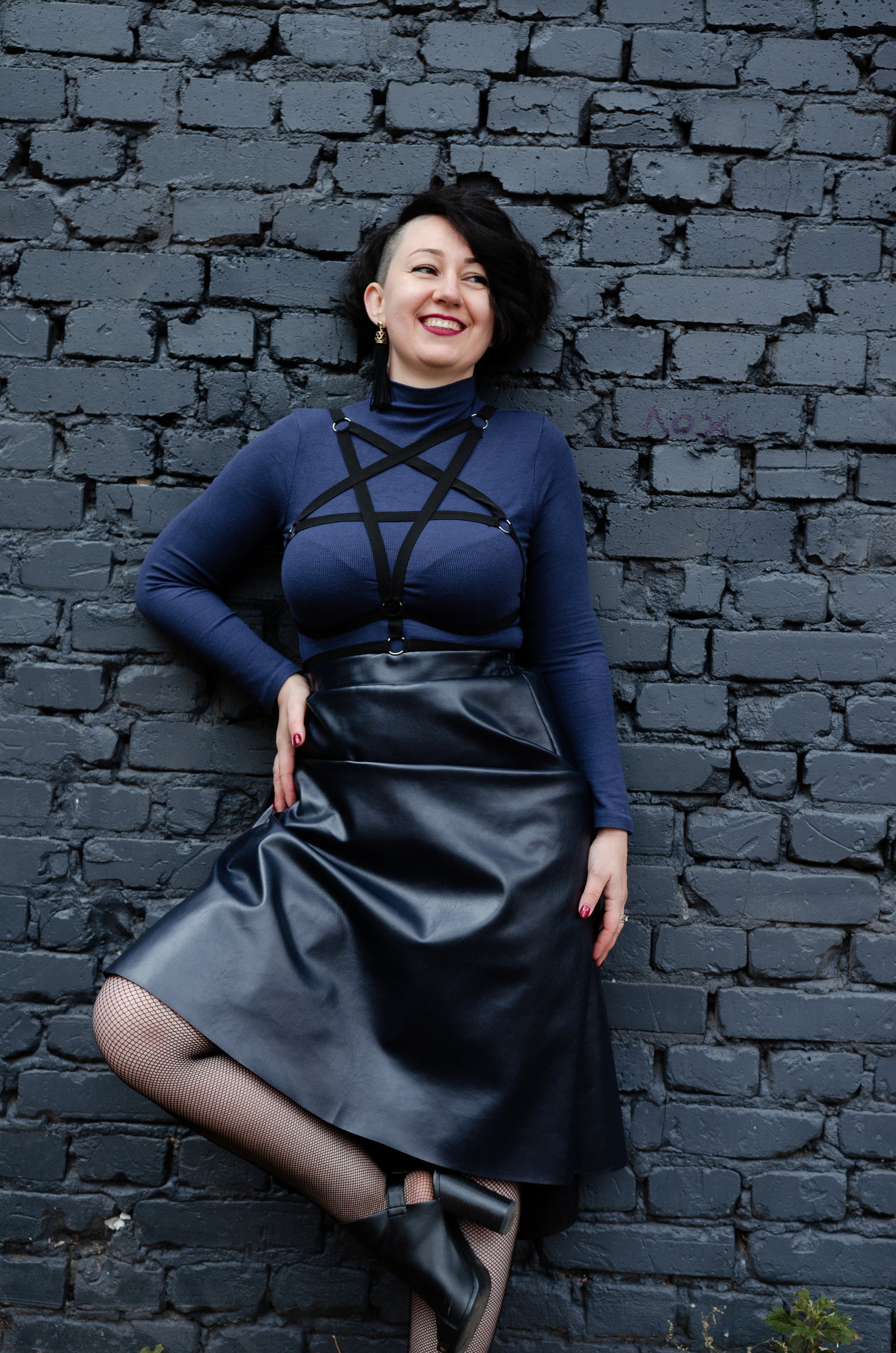 Veronika outdoor walking. Family, portrait, content photo in Costa Rica Evgeniya Besprozvannykh