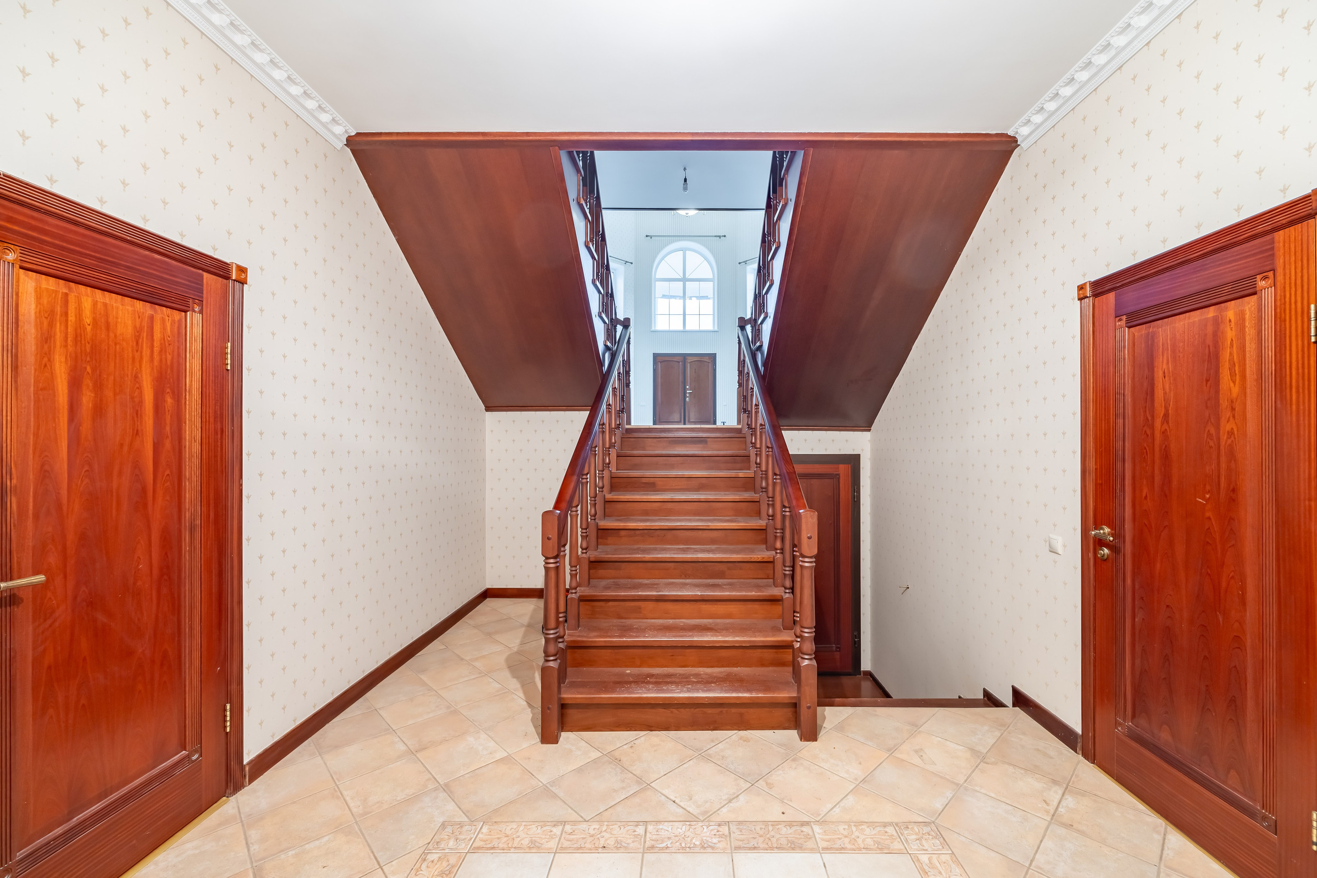 Дом для продажи в СНТ «Исток». Интерьерный фотограф в Москве Сергей Чекмезов