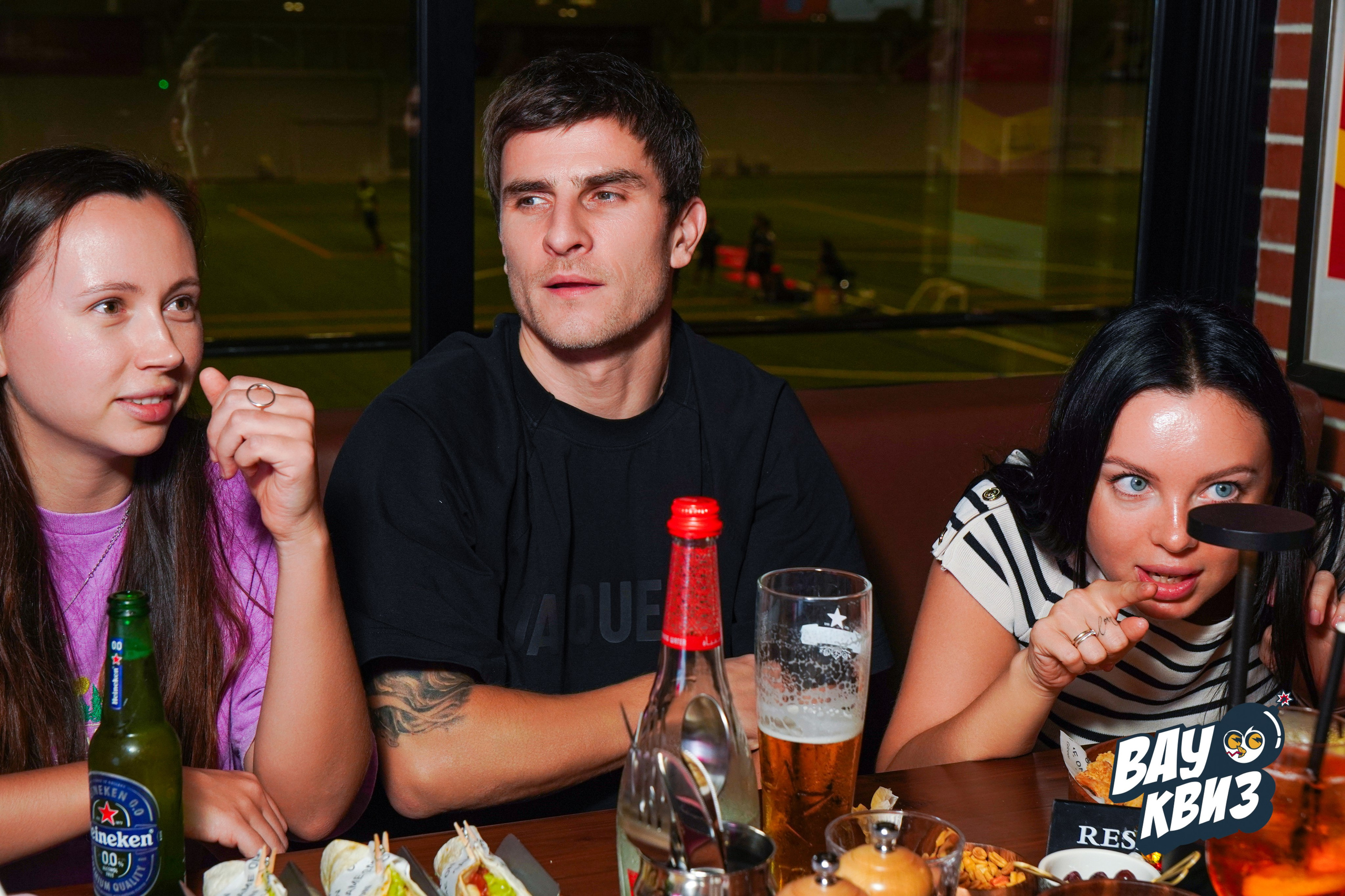 WOW QUIZ DUBAI. Фото | Видео Контент Мишель Ватаманюк