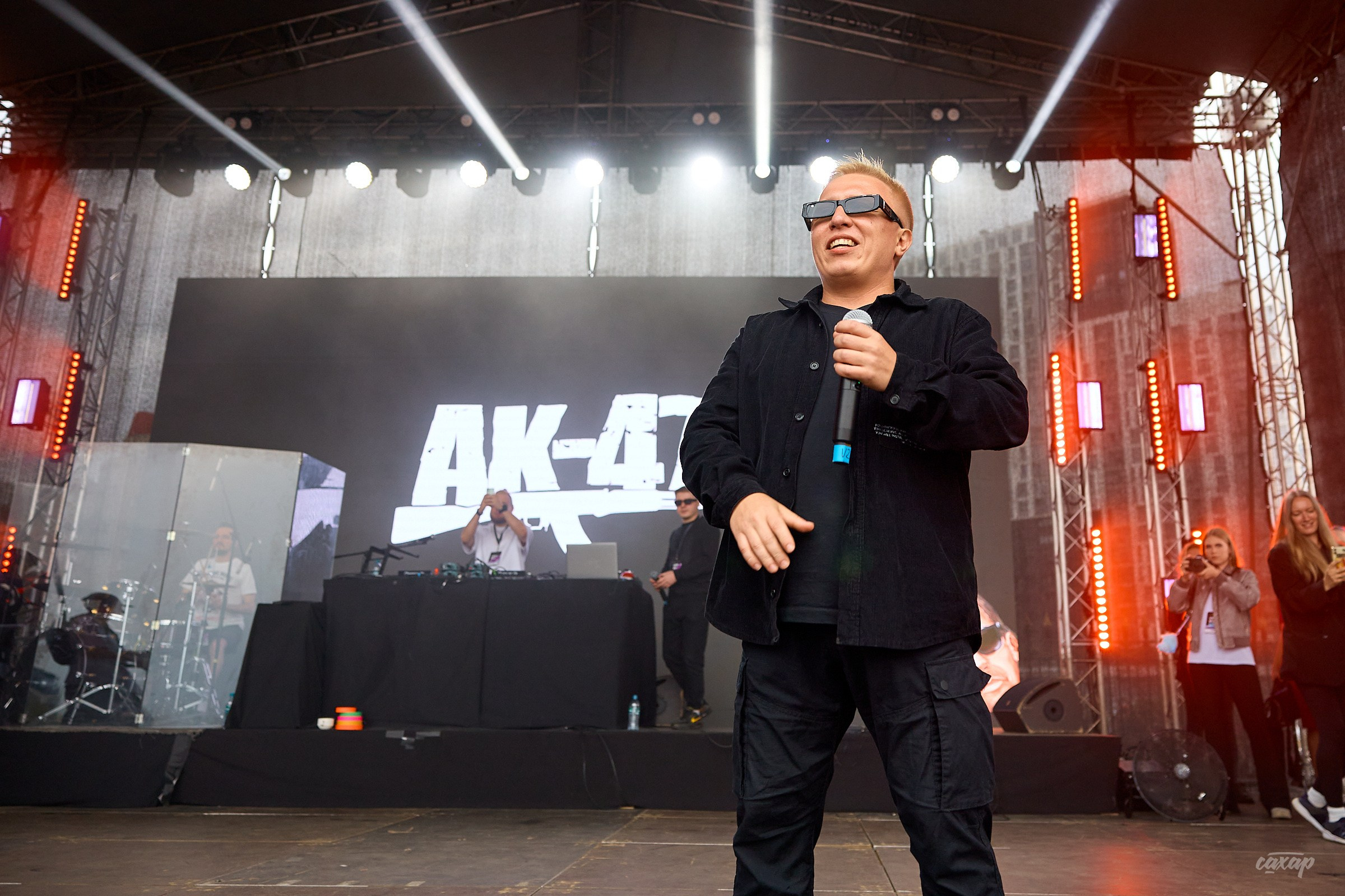 Ак-47, Витя АК. Профессиональный фотограф в Екатеринбурге Юра Сахар