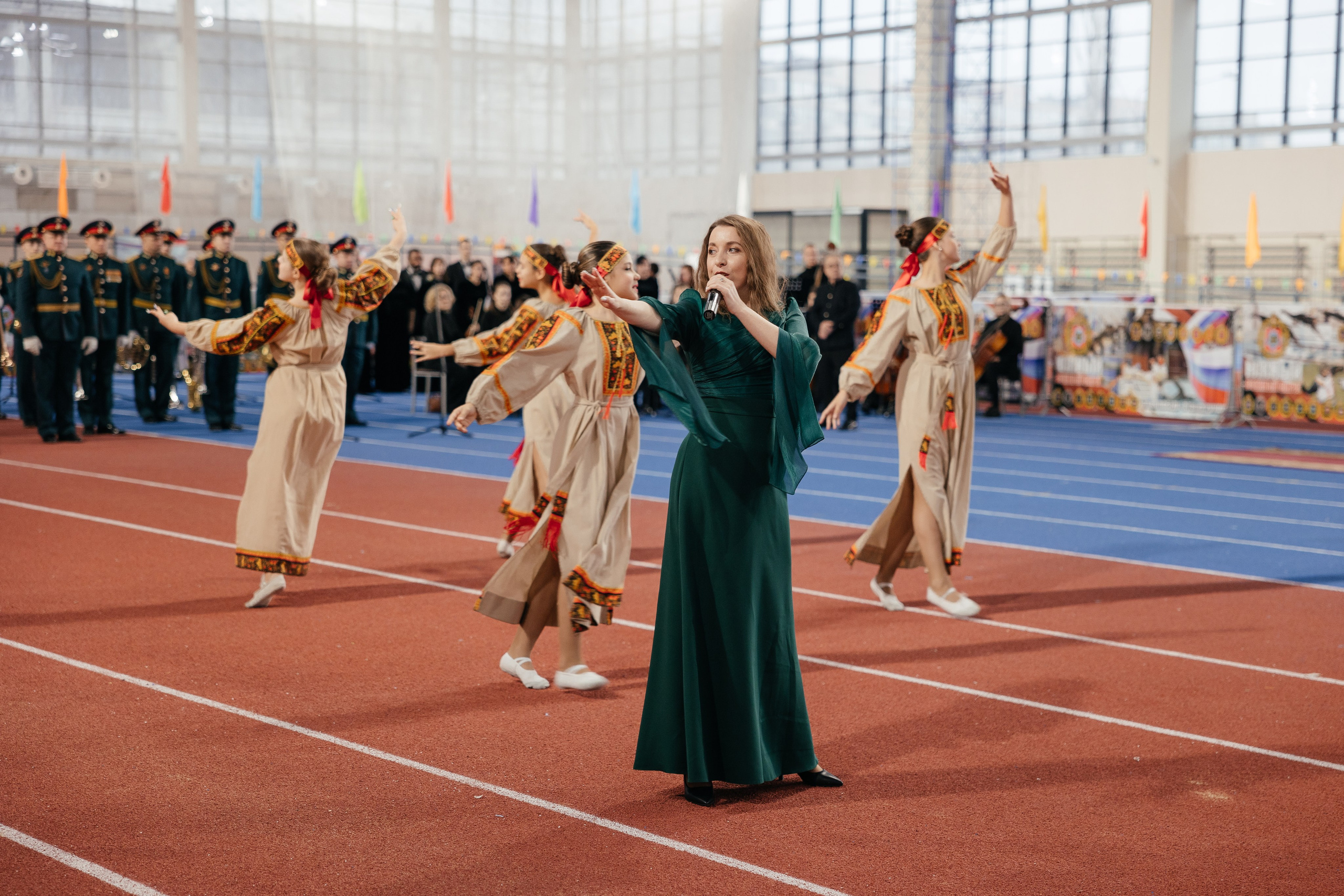 Манеж соревнования. Фотограф Крохин Олег