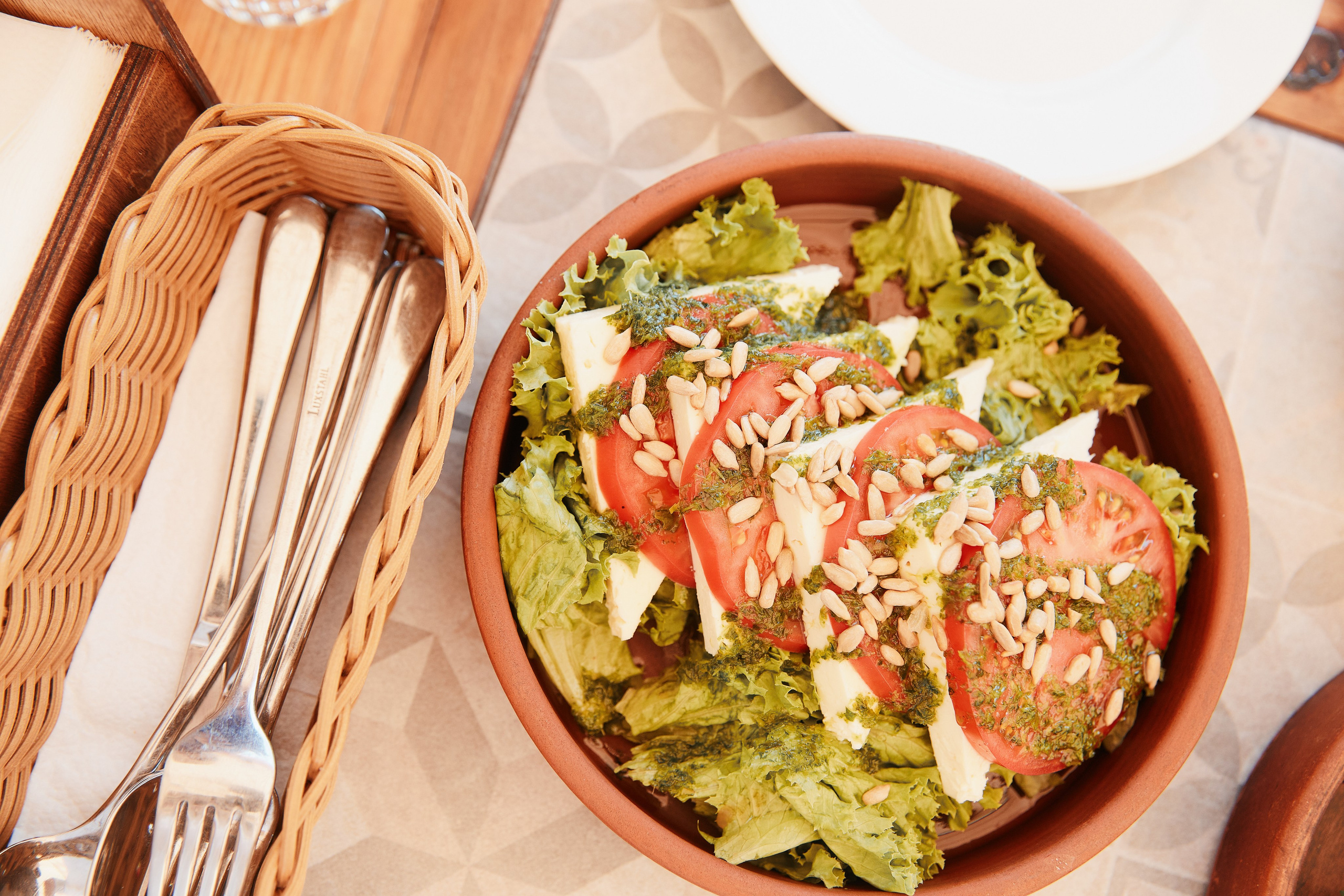 Терраса и завтраки в Старик Хинкалыч ТЦ Сыр 09.07. Свадебный репортажный фотограф краснодар максим дремов дрёмов фотосессия студия цена